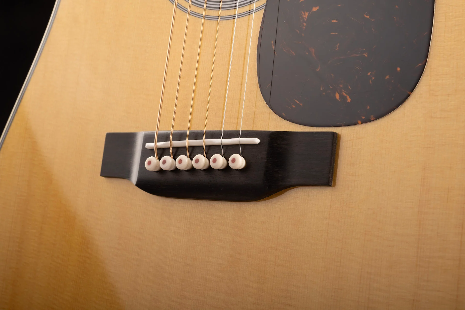 Martin D-35 Dreadnought Acoustic Guitar Natural - Image 7