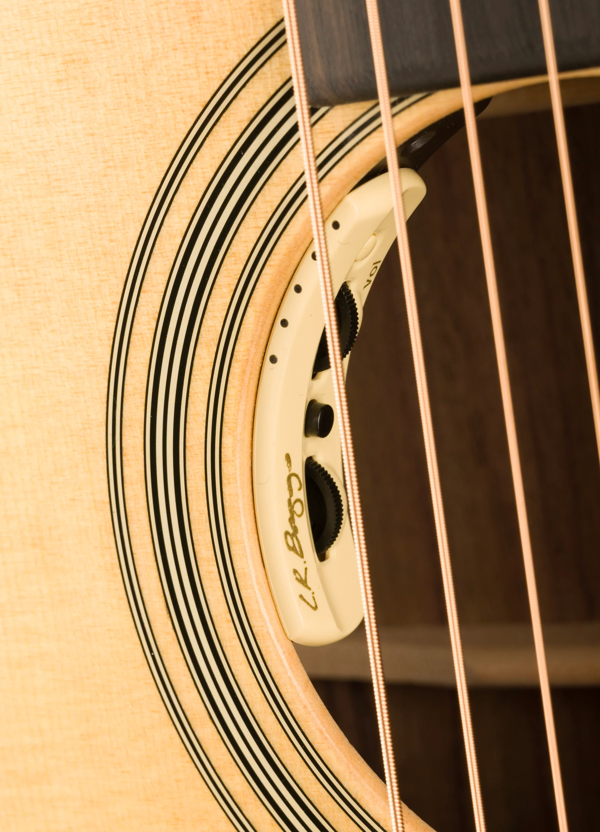 Martin OM28-E With LR Baggs Electronics Acoustic Electric Guitar With Case - Image 7