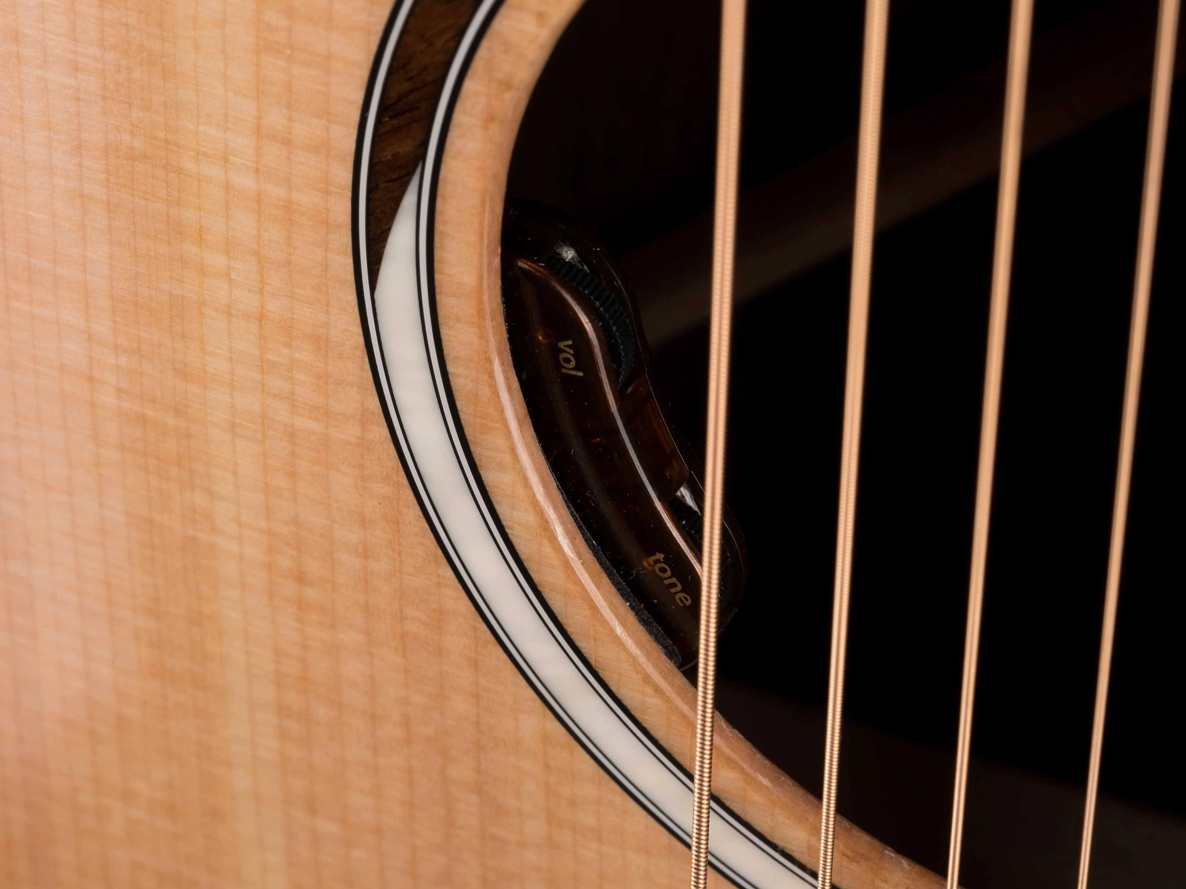 Martin SC-13E Special Sitka Spruce with Ziricote Back and Sides Acoustic Electric Guitar With Soft Case - Image 7