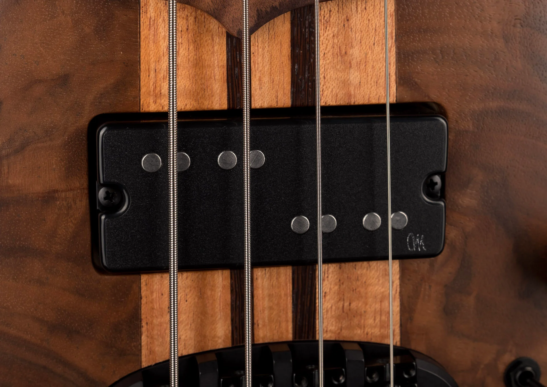 Mayones Cali4 Bass 17.5" Scale  Walnut Top/Swamp Ash Body Trans Natural Finish with Case - Image 4