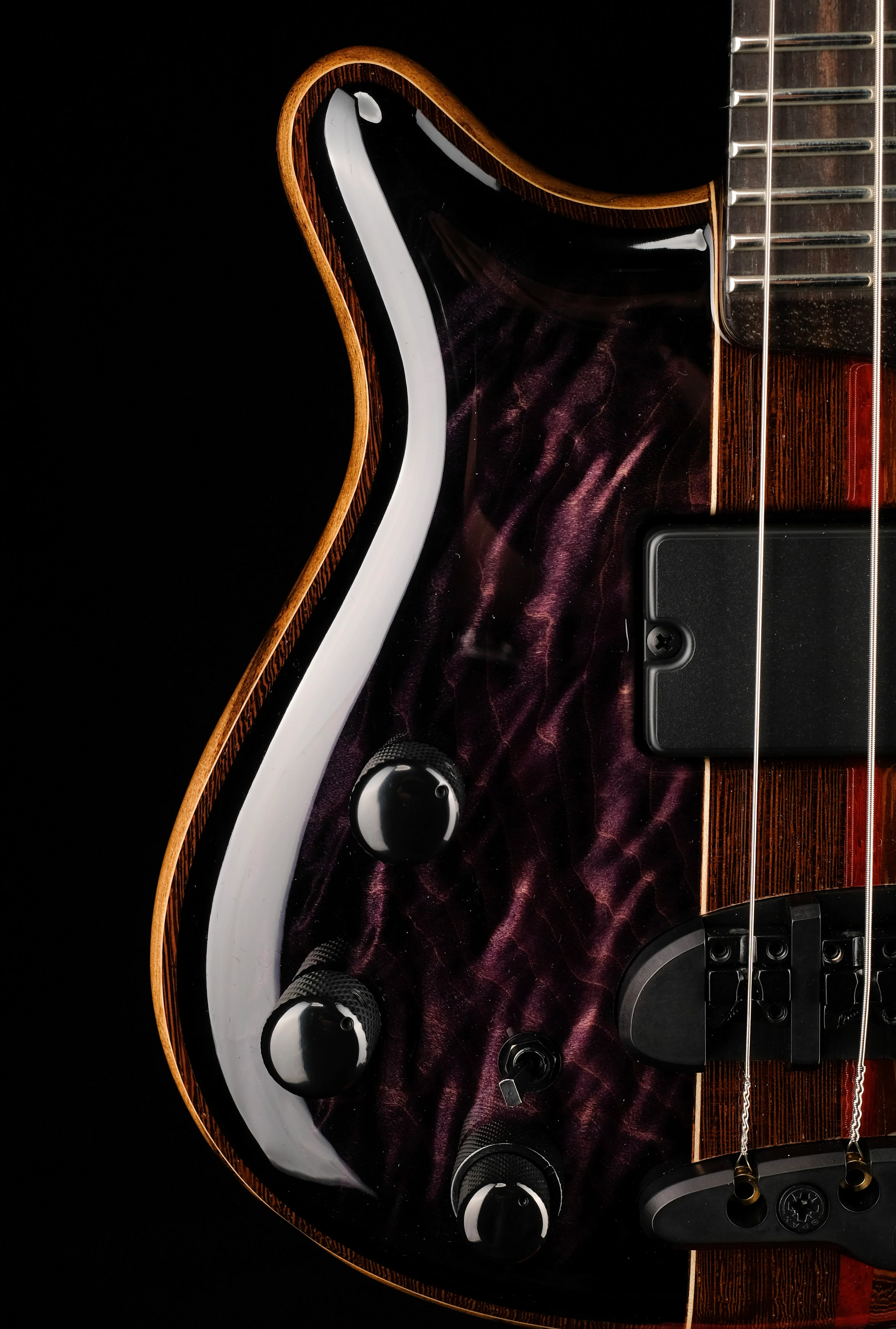 Mayones Cali4 Bass Left Handed Trans Purple 3A Quilted Maple Top/Black Limba Body Wenge/Padouk Neck - Image 5