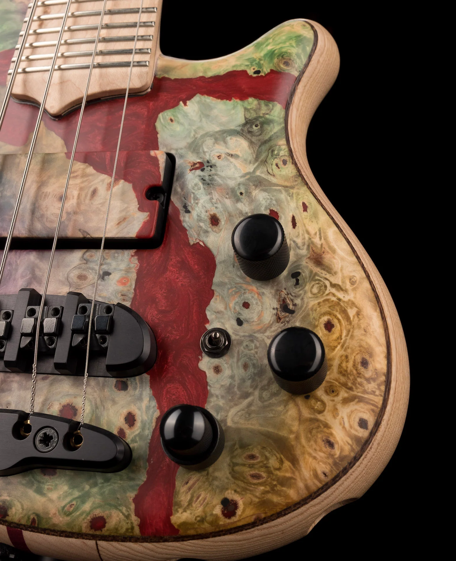 Mayones Cali4 17.5" Scale Bass Swamp Ash Body Buckeye Burl Top Custom Color Matt Finish with Case - Image 5