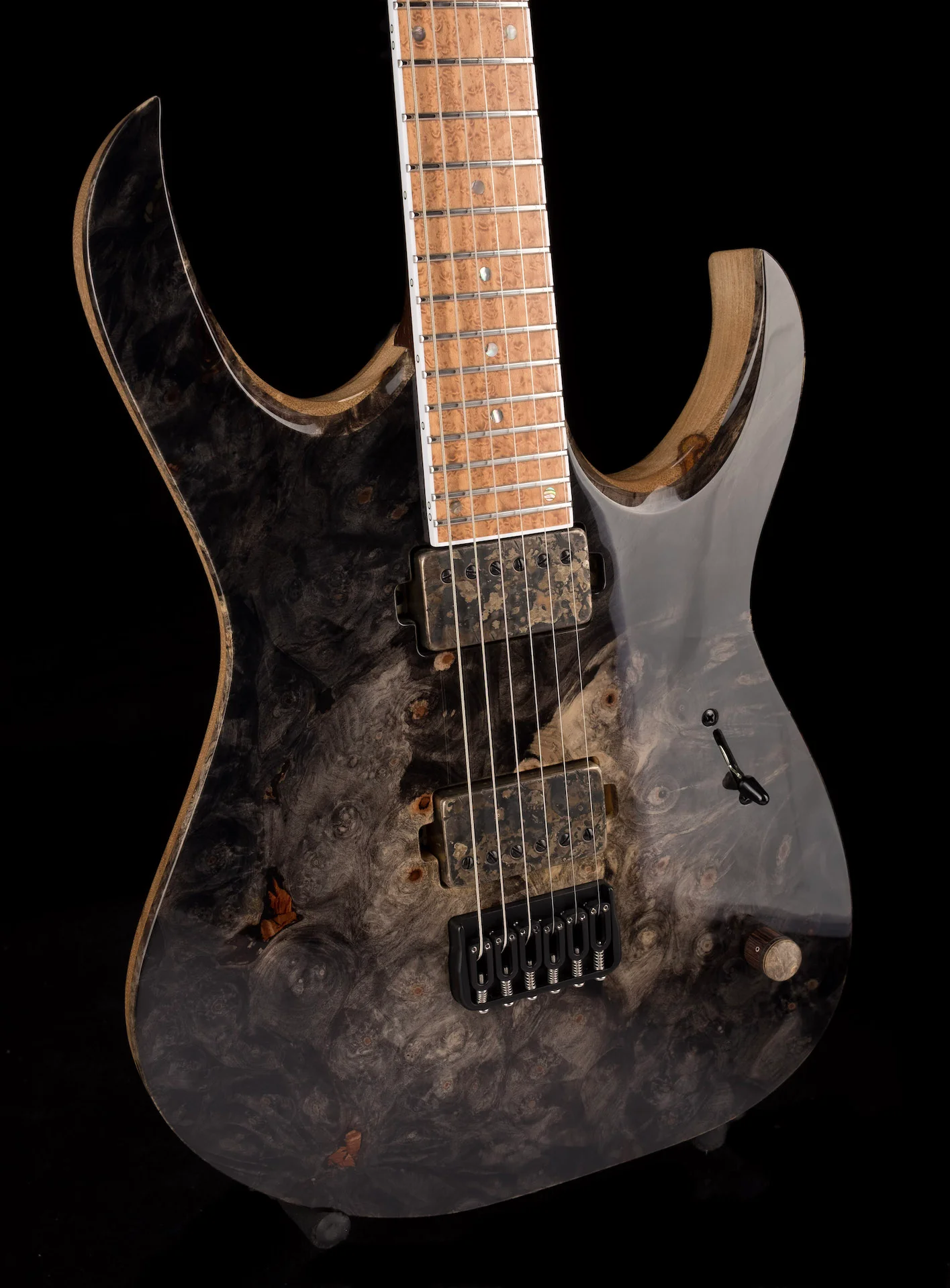 Mayones Duvelle Elte 6 40th Anniversary Master Builder Buckeye Burl Top Natural Fade Gloss Blackburst - Image 12