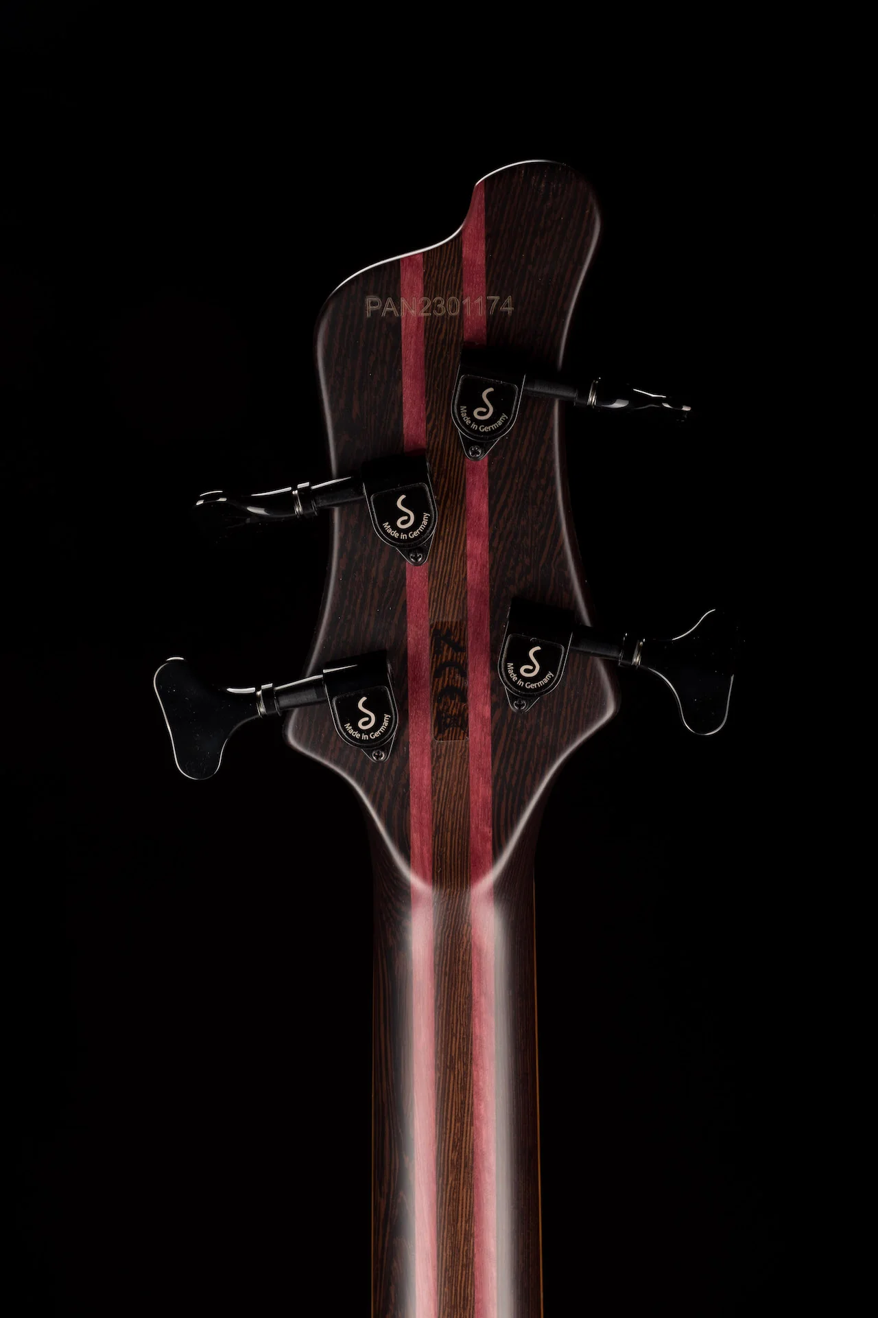 Mayones Patriot Classic 4 Flame Top Bass Satine Transparent Jeans Black 3-Tone Red Burst - Image 18