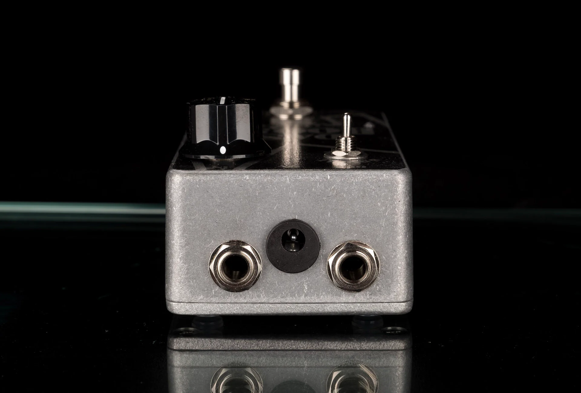 Menatone Point to Point Hand Wired LIMITED RUN Das Boost Guitar Effect Pedal - Image 3