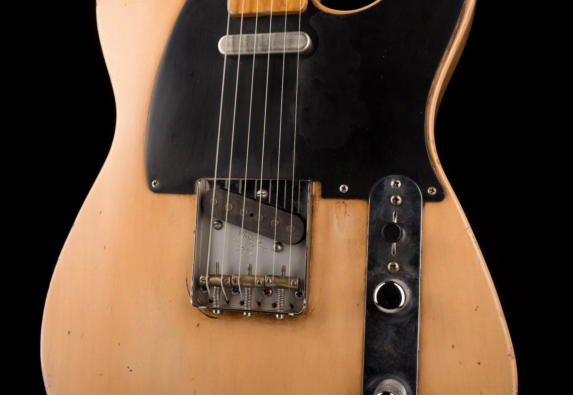 Pre Owned Nacho Guitars Blackguard Nachocaster Blonde with OHSC - Image 6