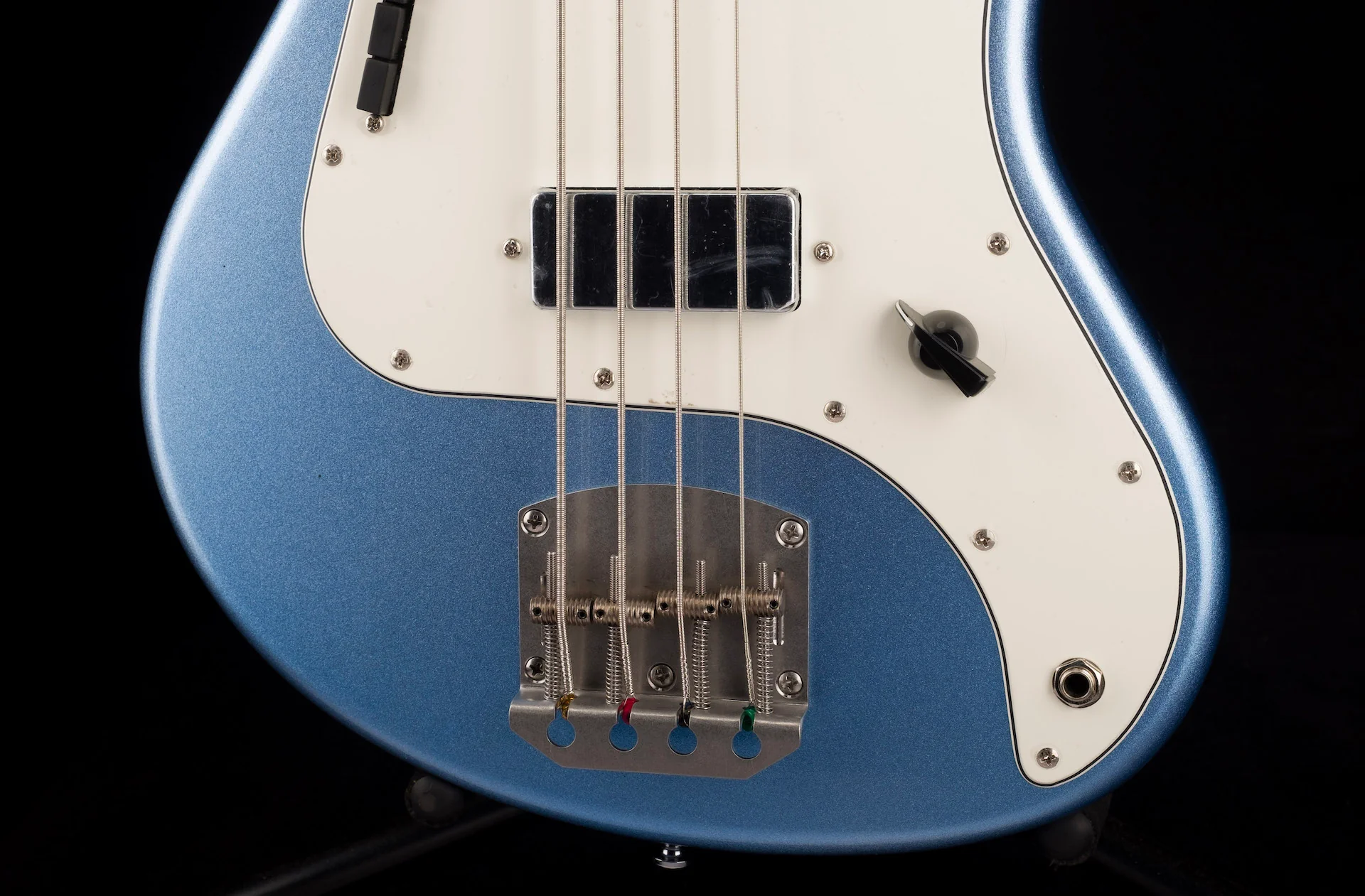 Nordstrand Audio Acinonyx Short Scale Bass - Lake Placid Blue W/ Parchment Guard - Image 5