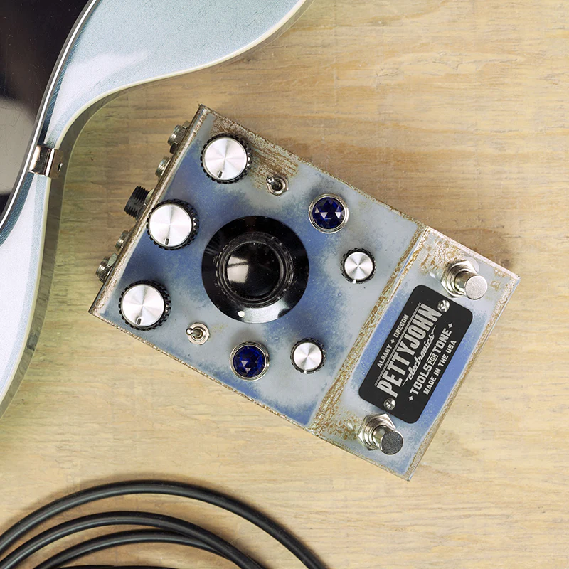 PettyJohn PreDrive Hand Wired PreAmp Guitar Effect Pedal - Image 3