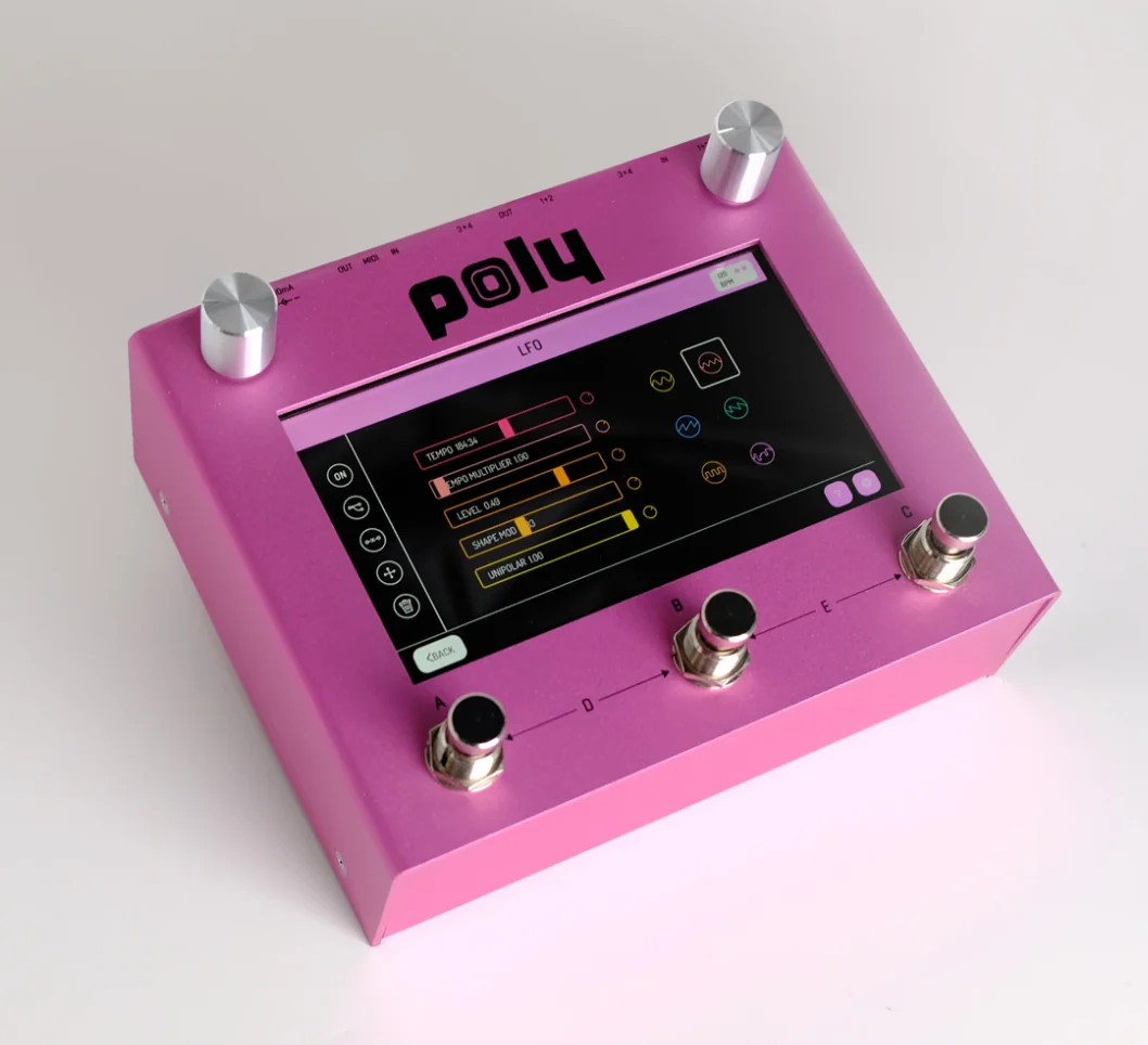Poly Effects Beebo Visual Multi Modulation and Quad Channel Delay/ Reverb/ Mixer/ Cab Simulator Pink Version - Image 4