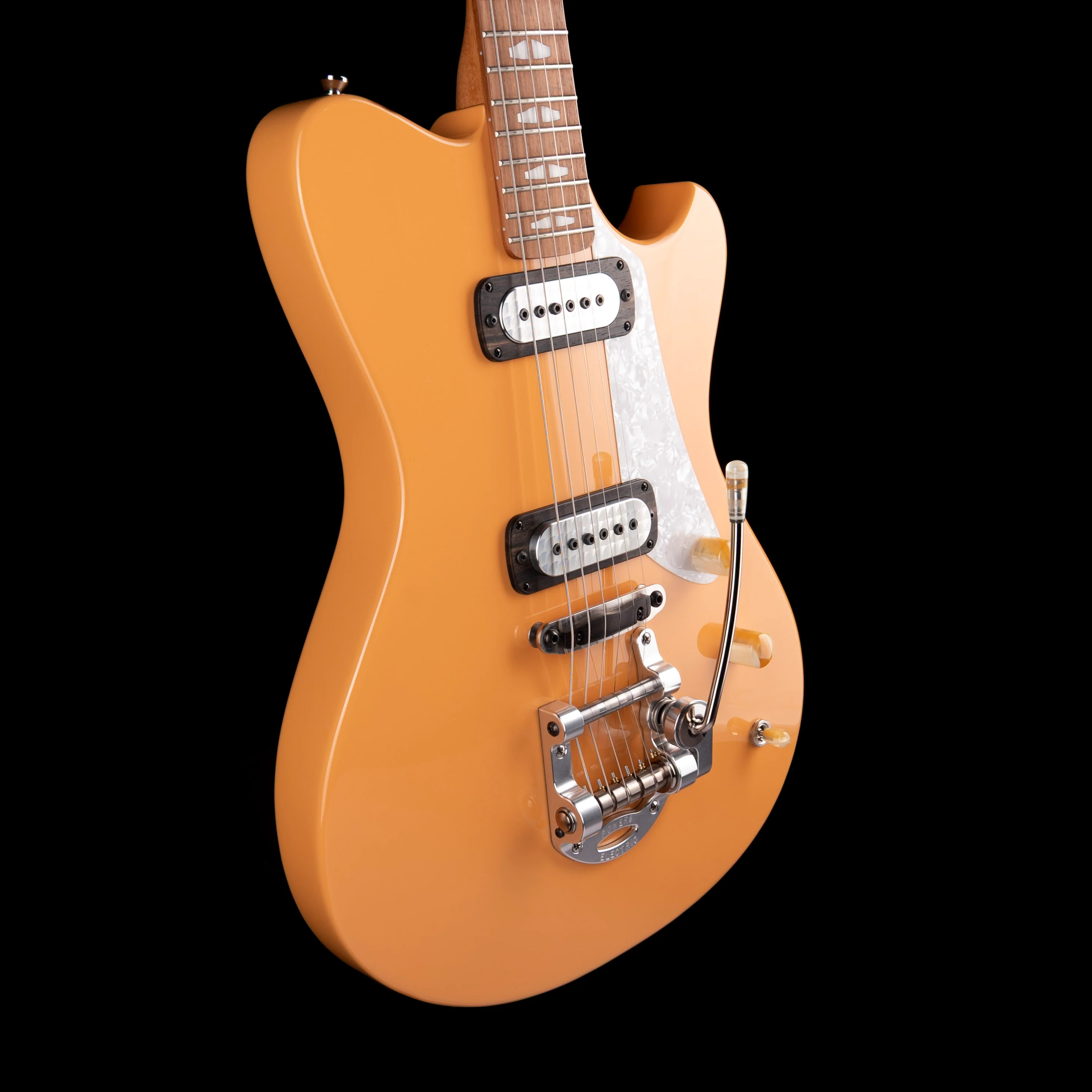 Powers Electric A-Type Creamsicle with Softshell Case - Image 6
