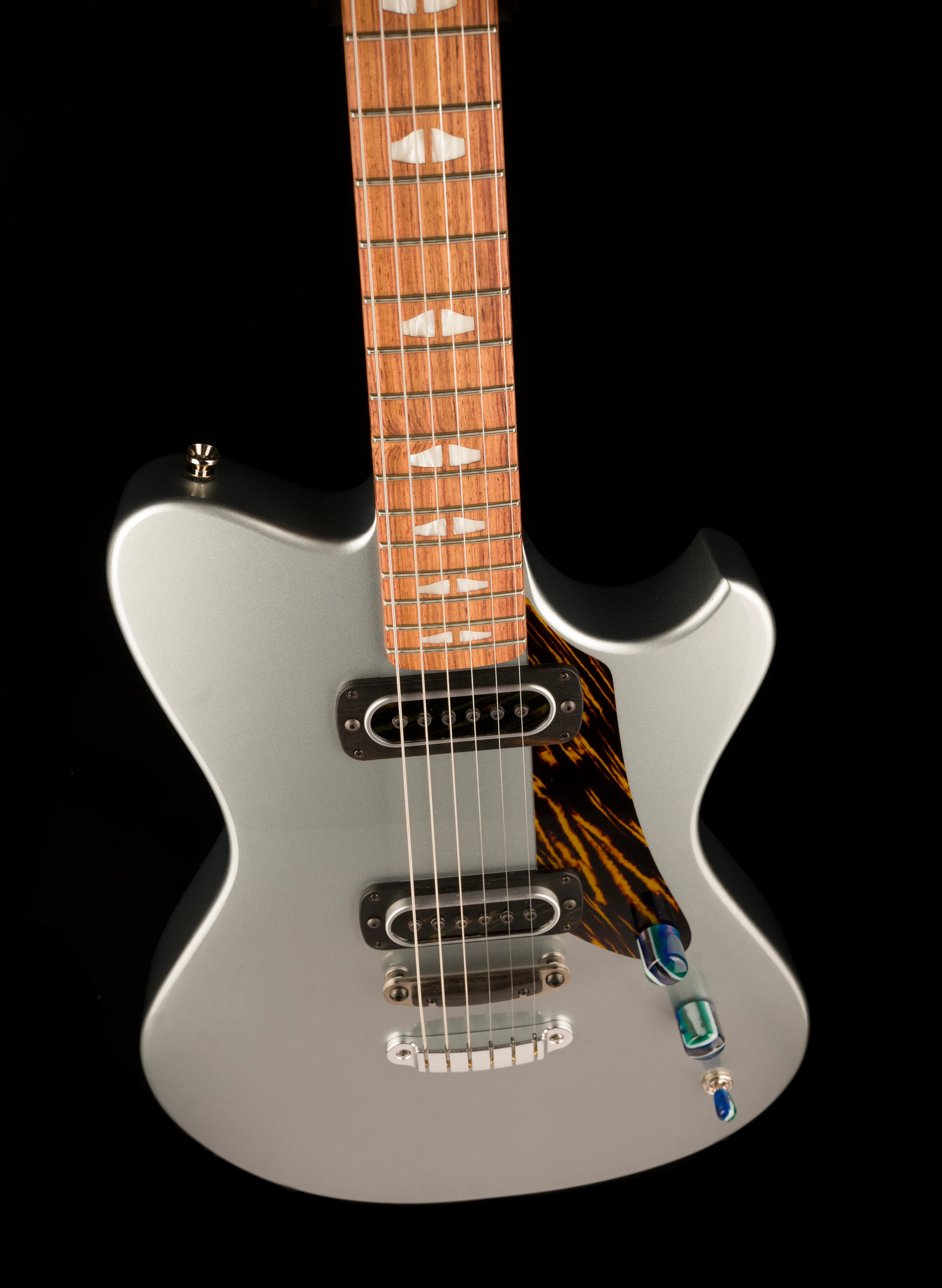 Powers Electric A Type Hardtail Dolomite Silver with Softshell Case - Image 4