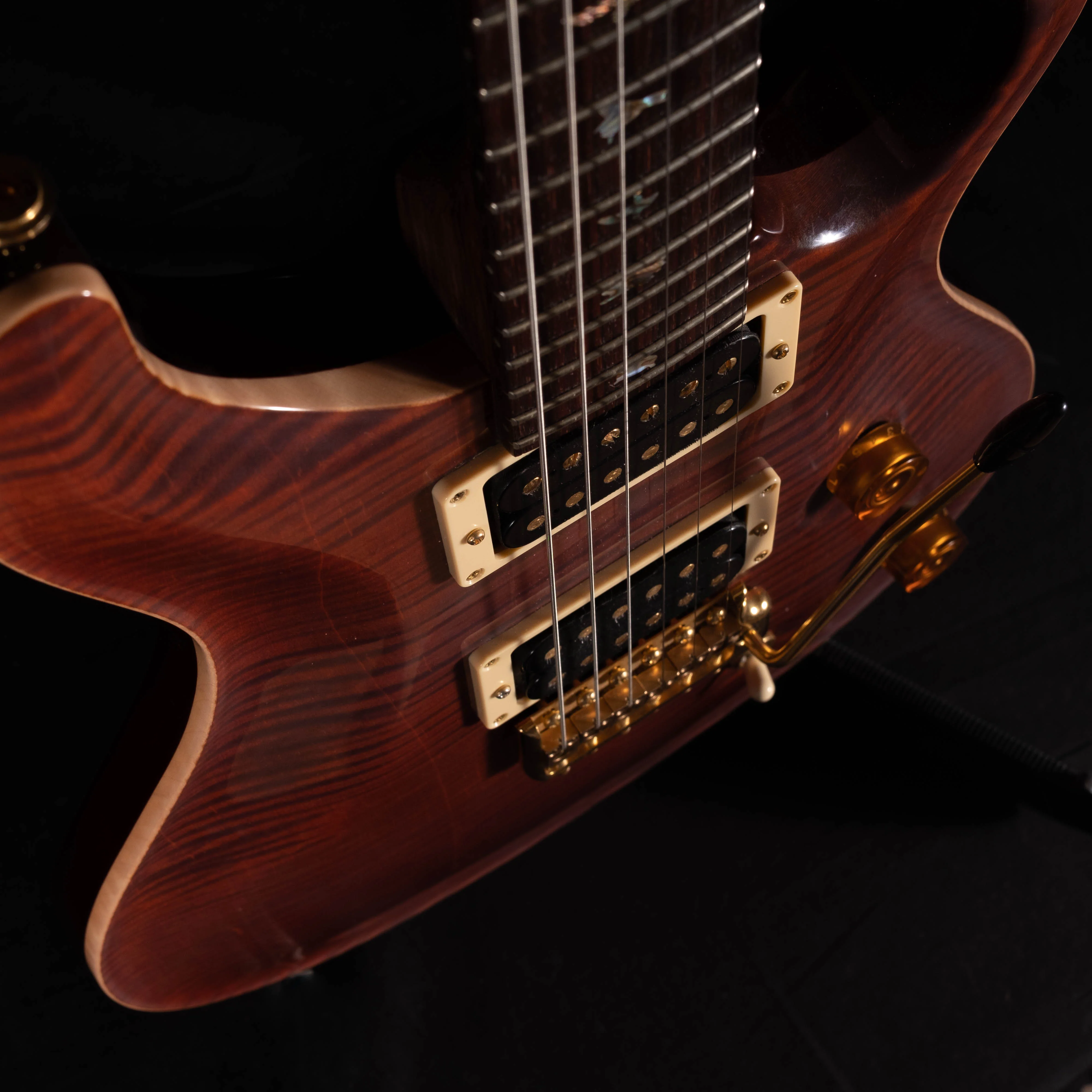 Pre Owned '04 Paul Reed Smith PRS Artist Custom 24 Tortoise Flame Rosewood Neck W/ OHSC - Image 5