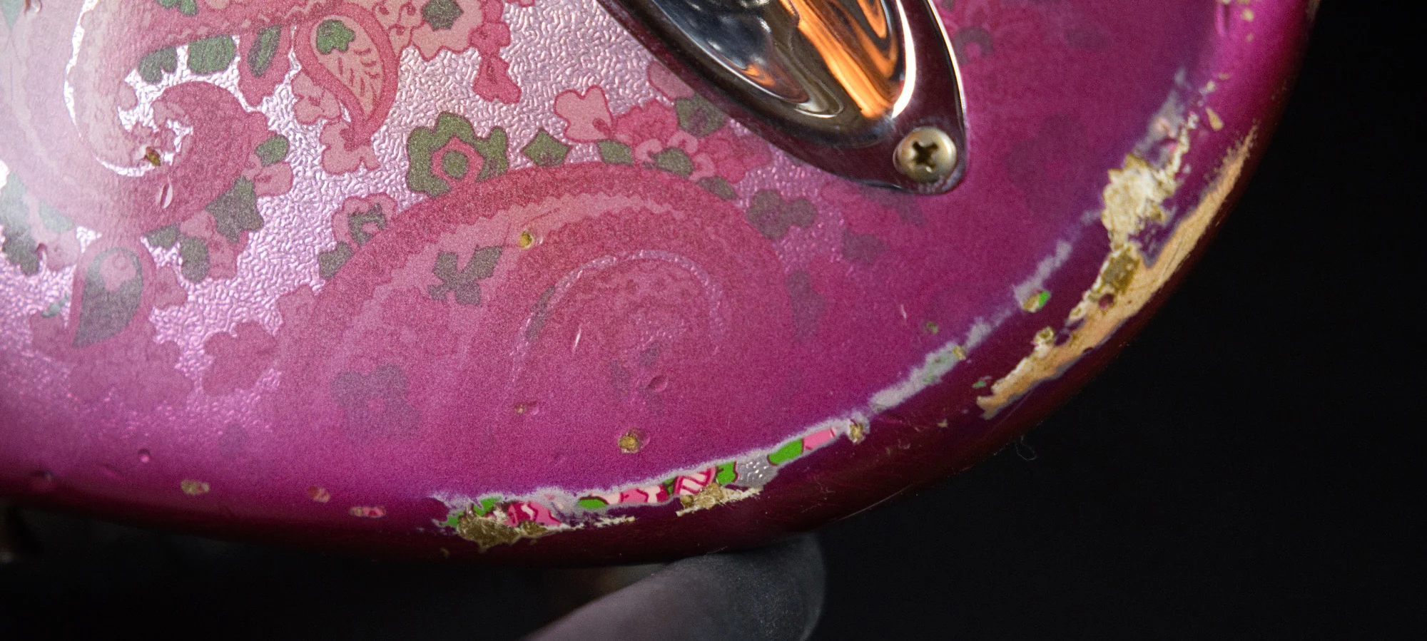 Pre Owned 2019 Limited Edition Fender Custom Shop '68 Relic Strat Pink Paisley w/ OHSC - Image 10
