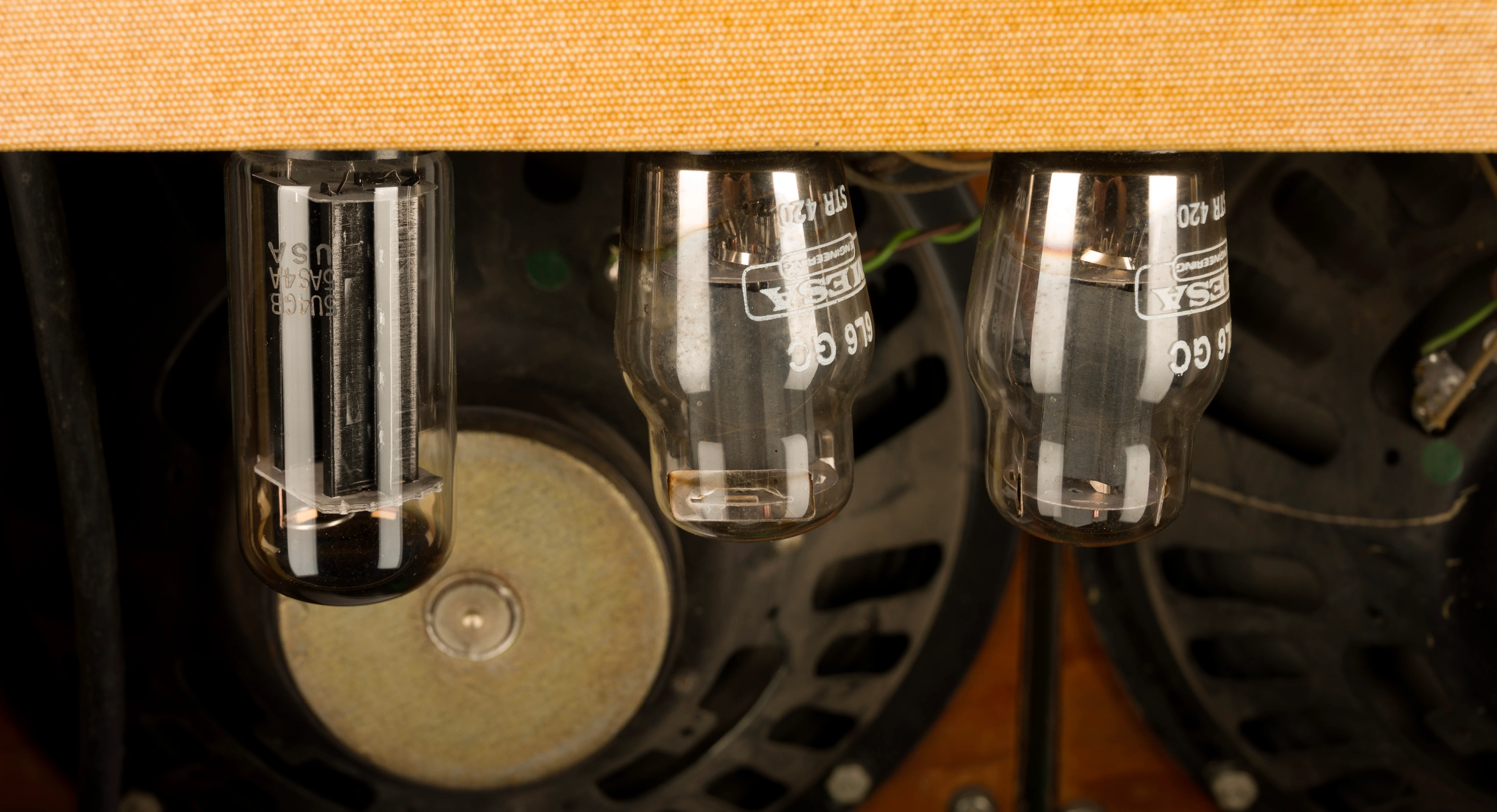 Vintage 1949 Fender V-Front Super Guitar Amp Combo - Image 9