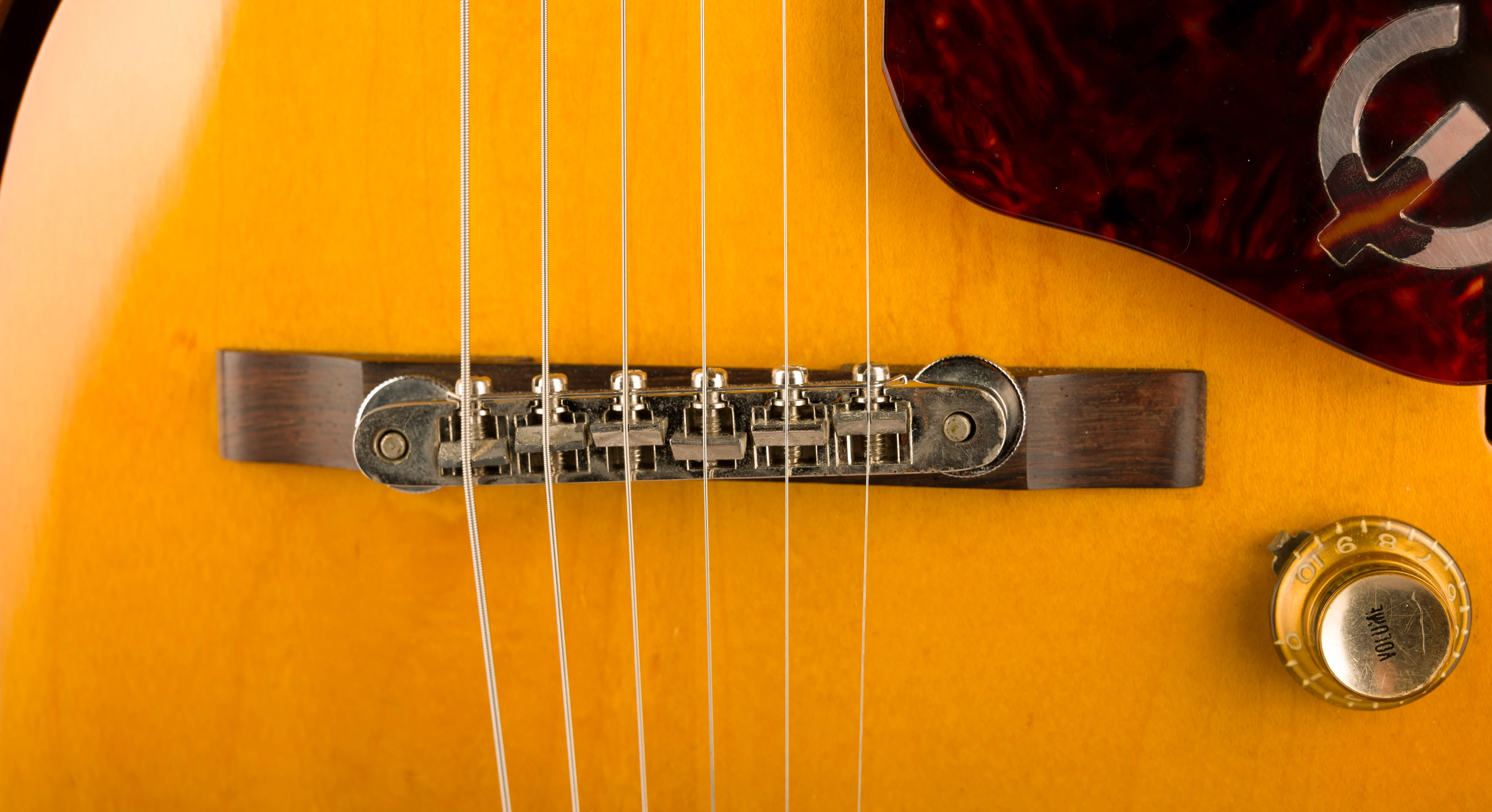 Vintage 1960/61 Epiphone Sorrento E452T Shaded Sunburst With HSC - Image 8