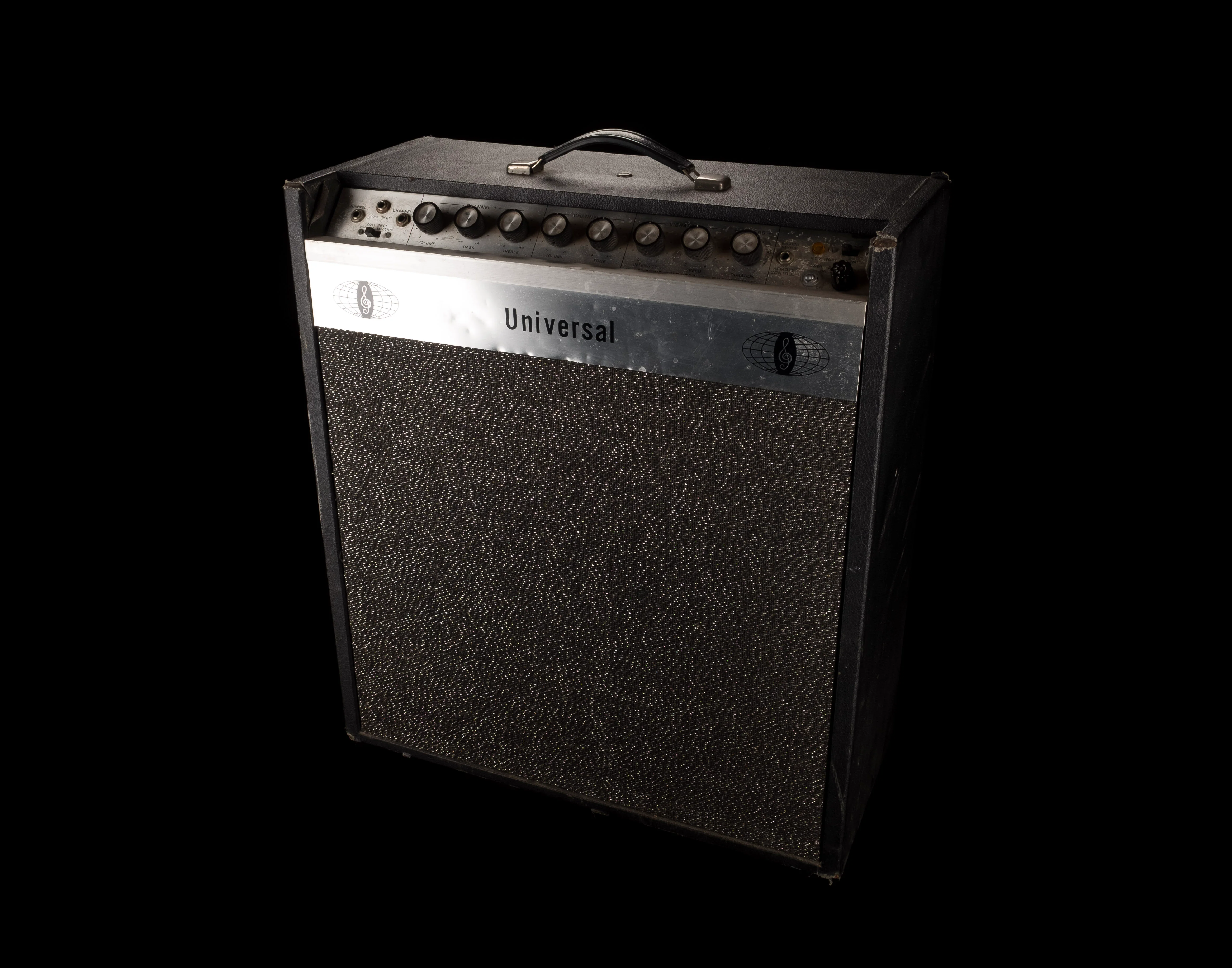 Vintage 1960s AGC Universal 15-Watt Tube Guitar Amp Combo - Image 2
