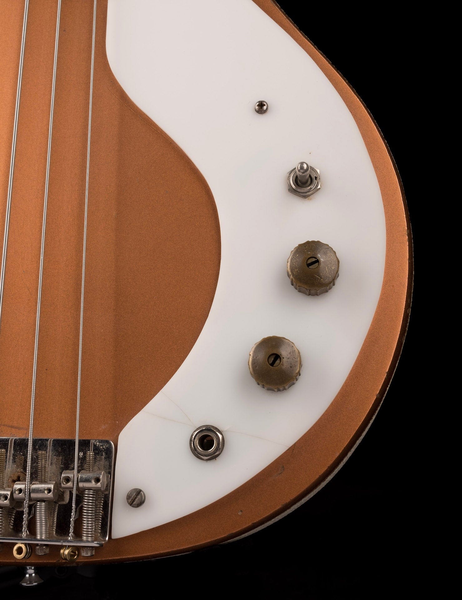 Vintage 1960's Danelectro Model 3412 Shorthorn Bass Copper With Bag - Image 8