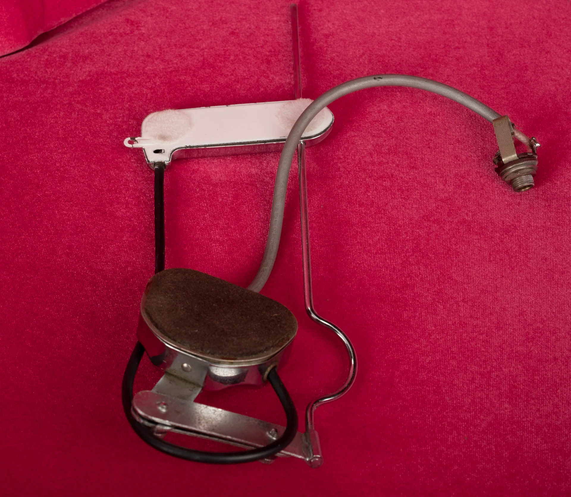 Vintage 1960's DeArmond Rhythm Chief 1000 Pickup - Image 4