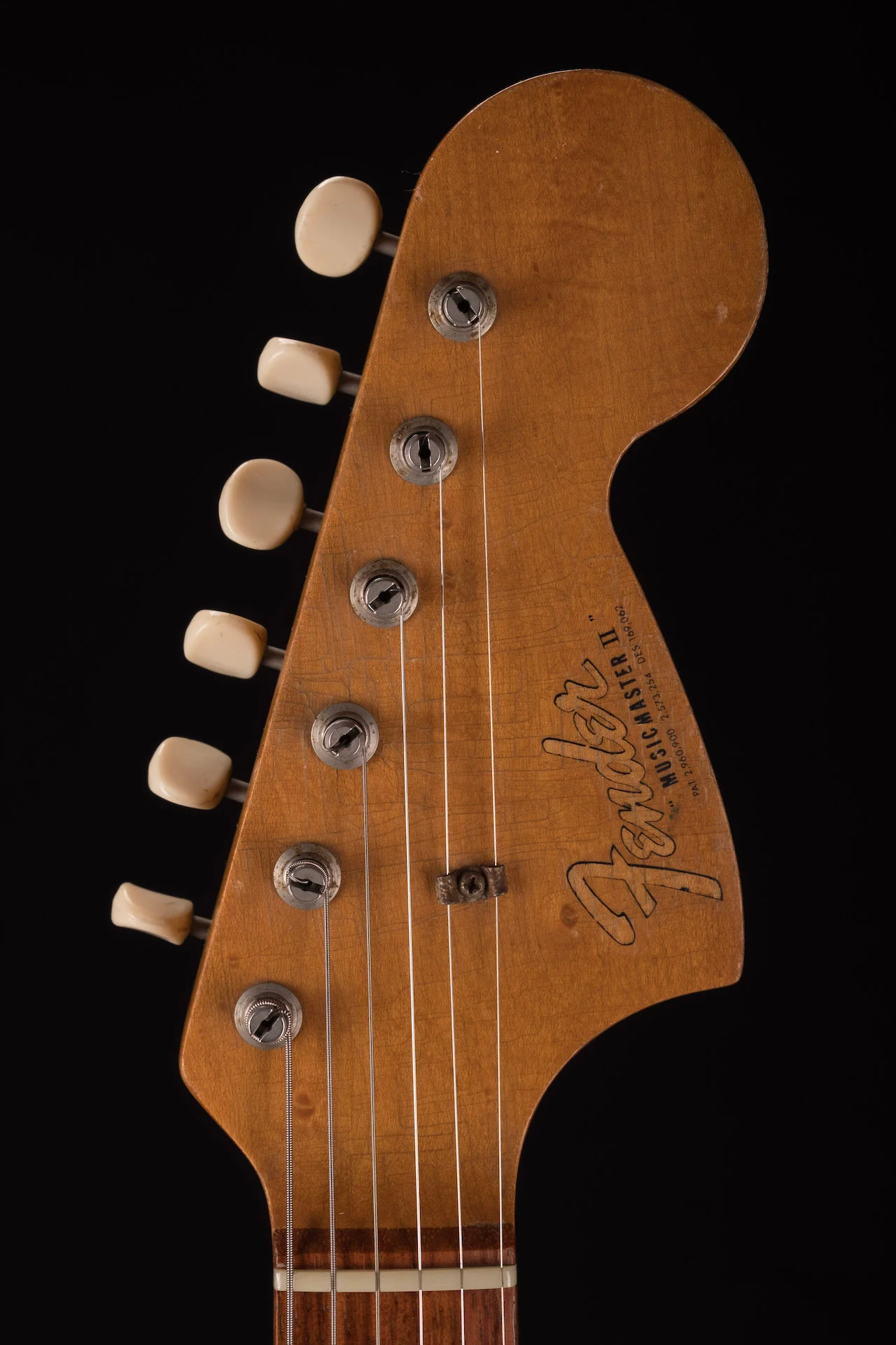 Vintage 1966 Fender Musicmaster II Olympic White With Gig Bag - Image 11