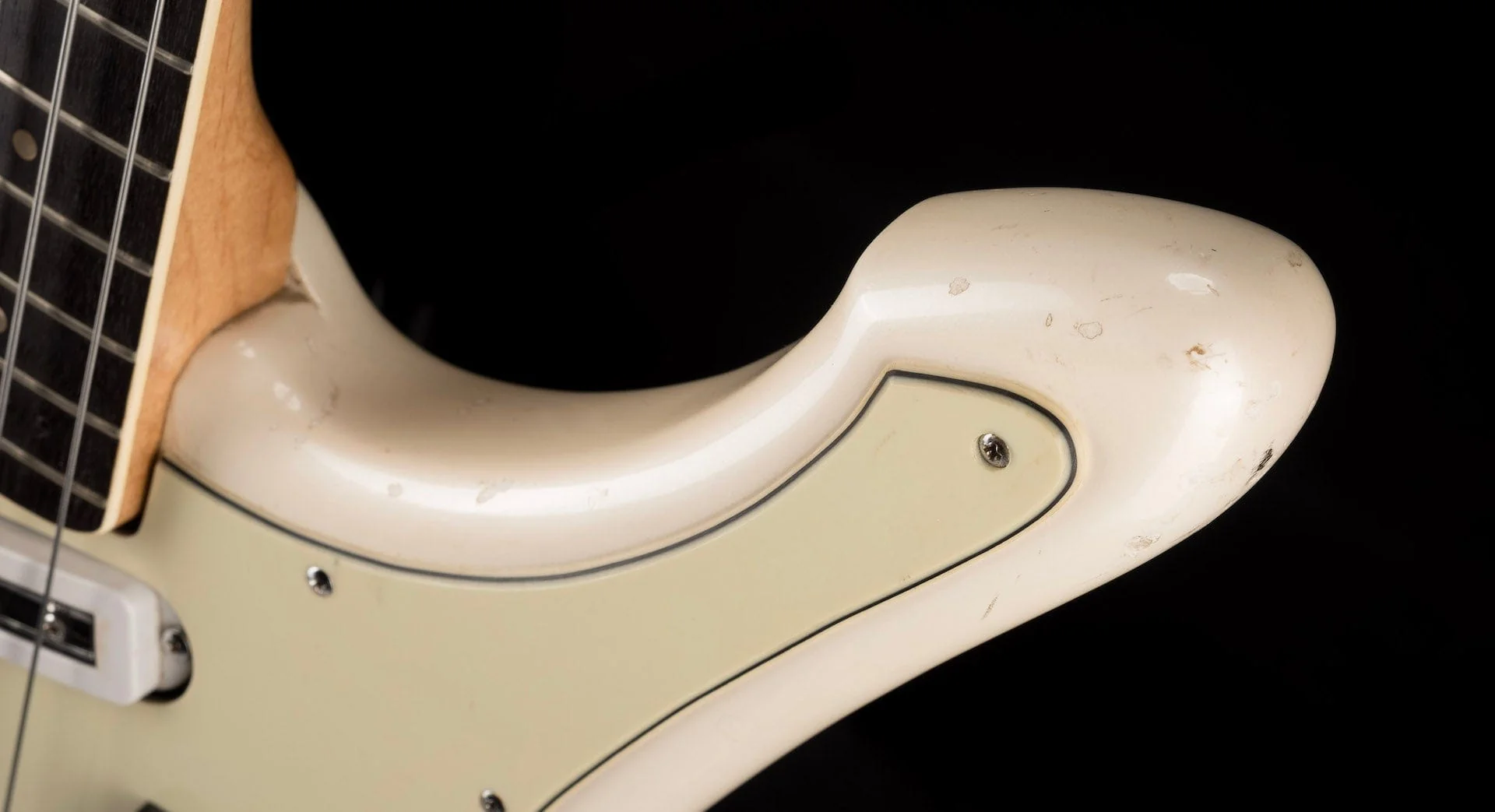 Vintage 1968 Yamaha SB-5A White “Flying Samurai” Bass With Hard Case - Image 12