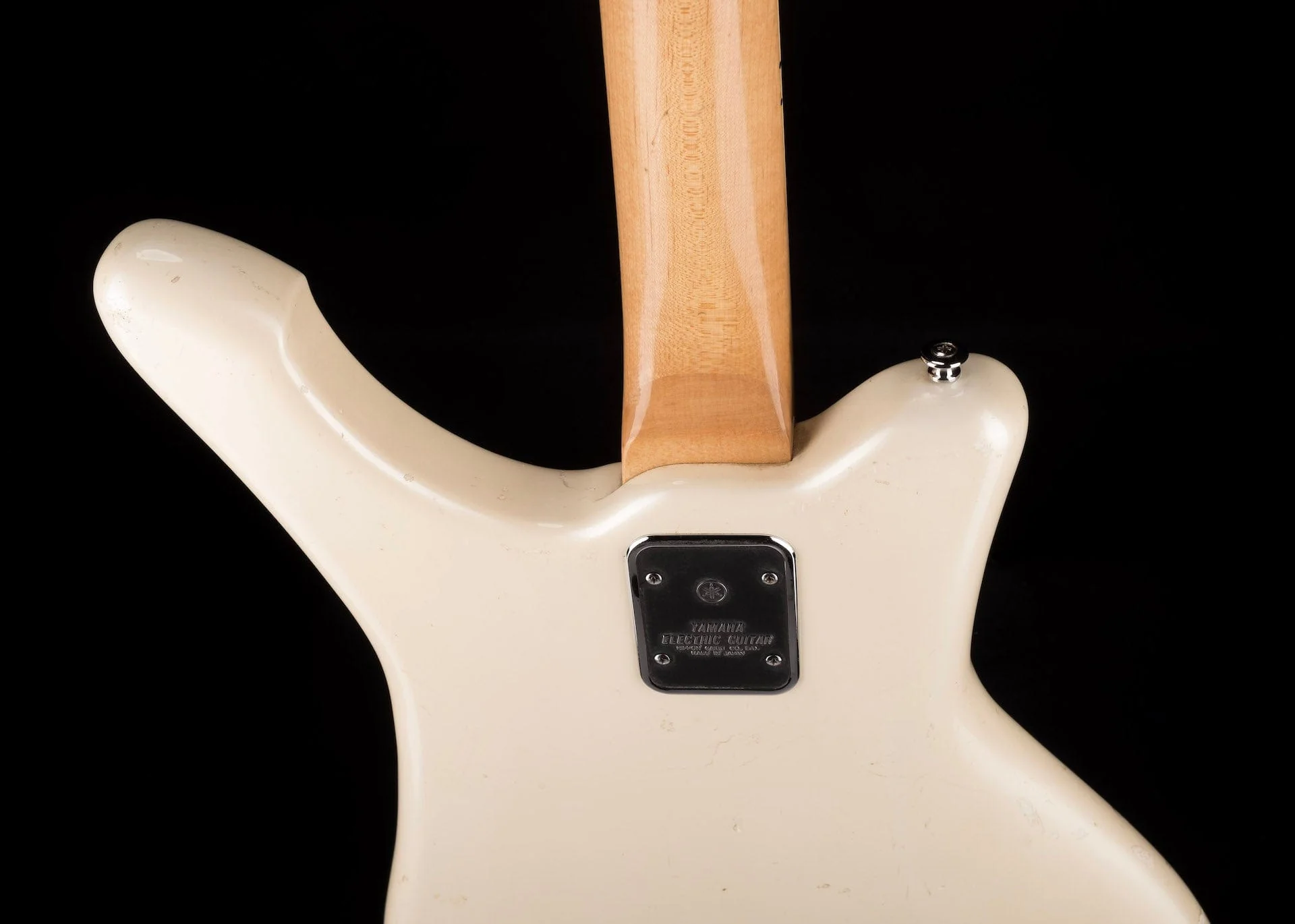 Vintage 1968 Yamaha SB-5A White “Flying Samurai” Bass With Hard Case - Image 16