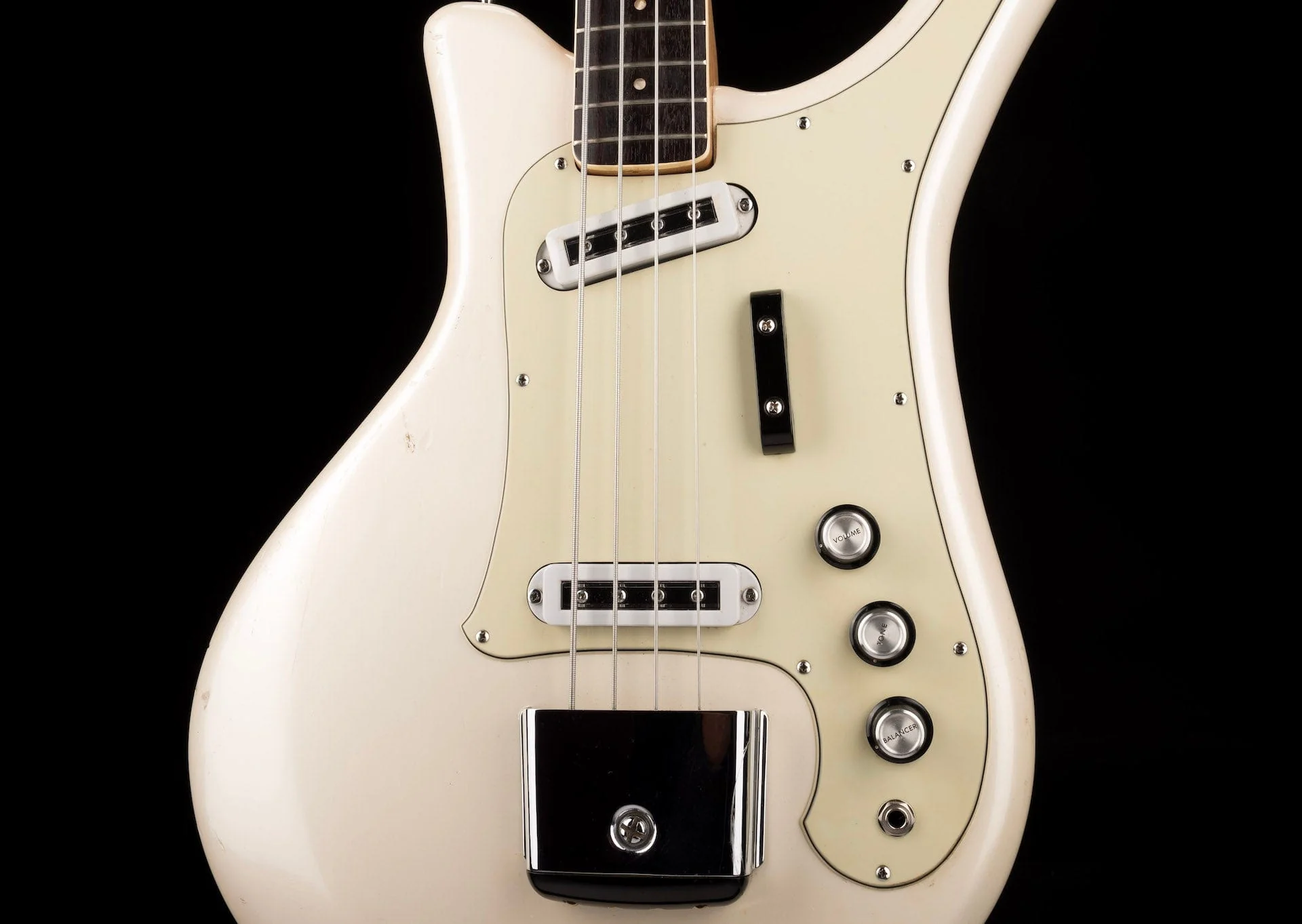Vintage 1968 Yamaha SB-5A White “Flying Samurai” Bass With Hard Case - Image 6