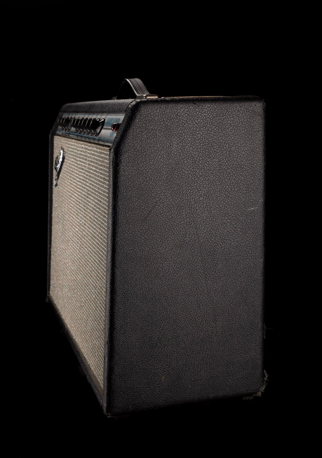 Vintage 1969/70 Fender Silverface Deluxe Reverb Guitar Amp Combo With Footswitch - Image 7