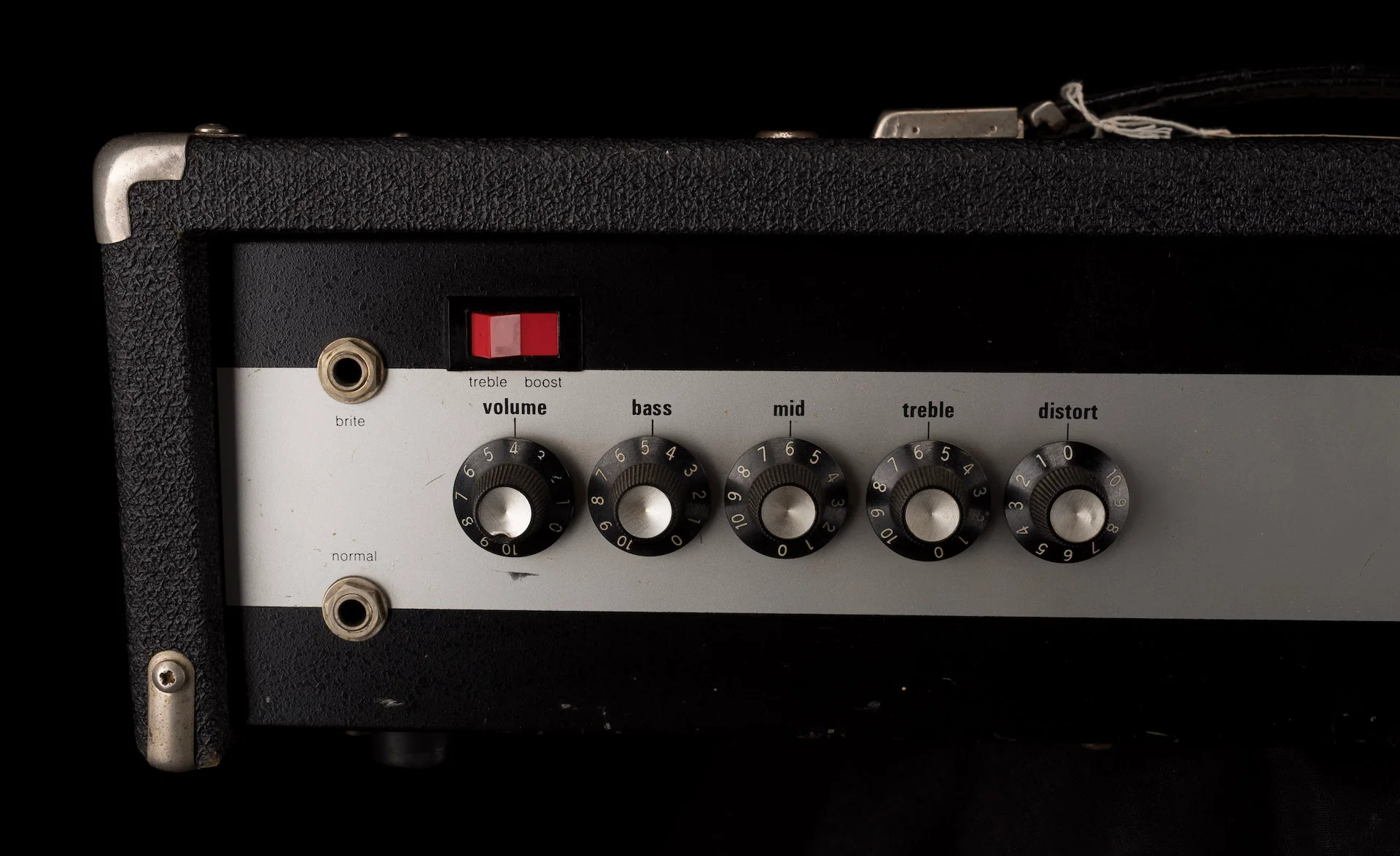 Pre Owned 1970's Sunn Concert 300-Watt  4-Ohm Black Bass Amp Head With Cover - Image 5