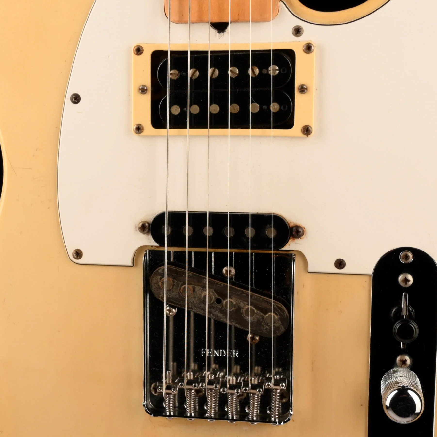 Vintage 1975 Fender Telecaster Blonde Modded With Case - Image 4