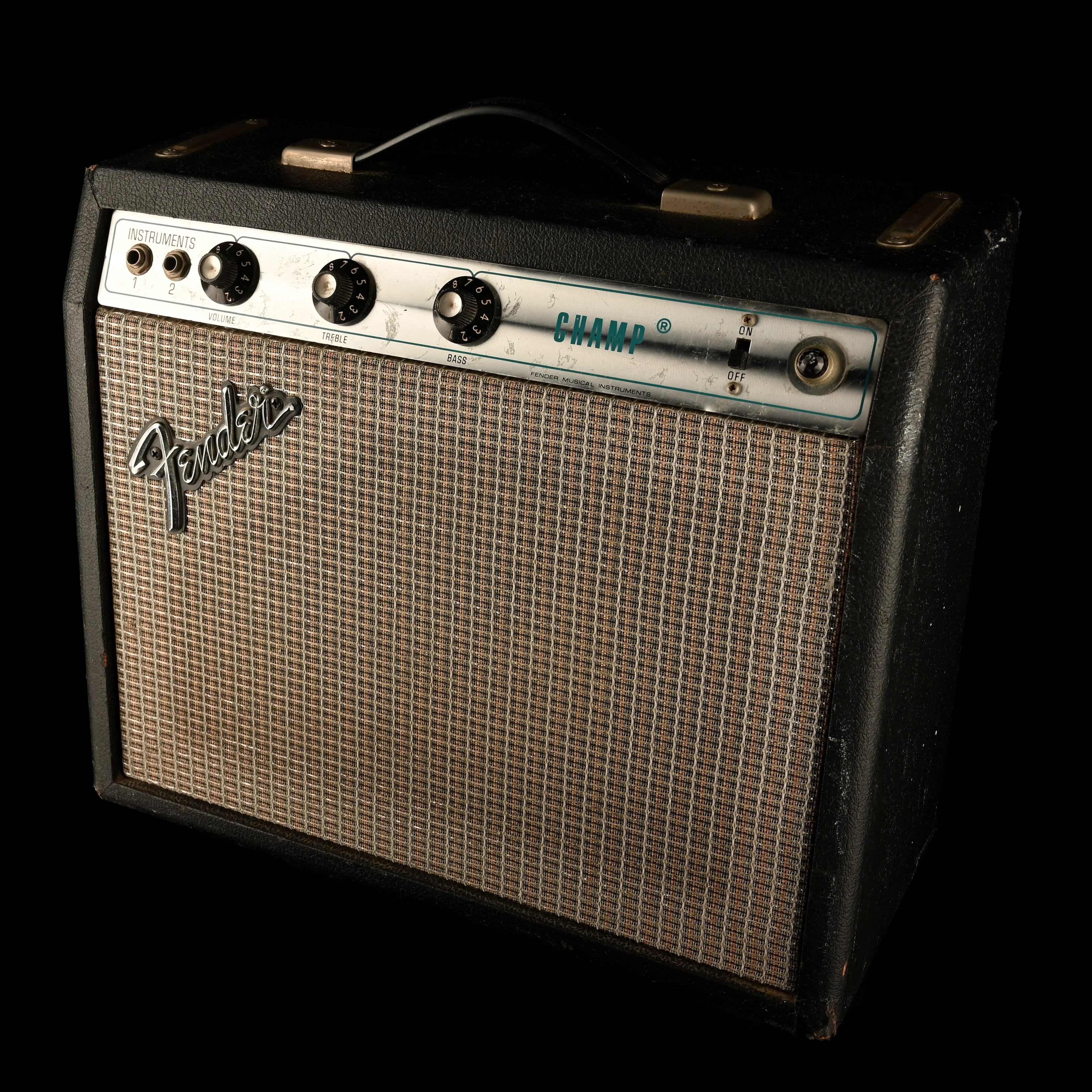 Vintage 1976 Fender Champ Guitar Amp Combo - Image 2