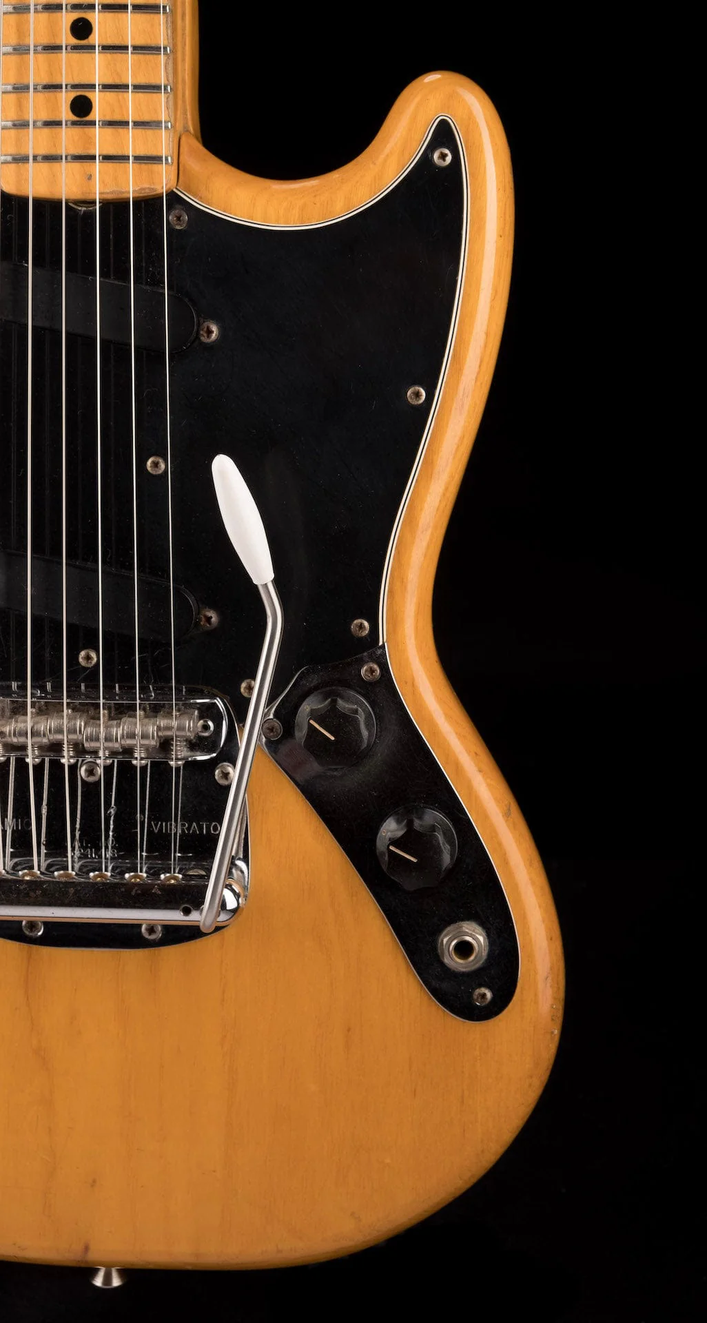 Vintage 1976 Fender Mustang Natural With OHSC - Image 9