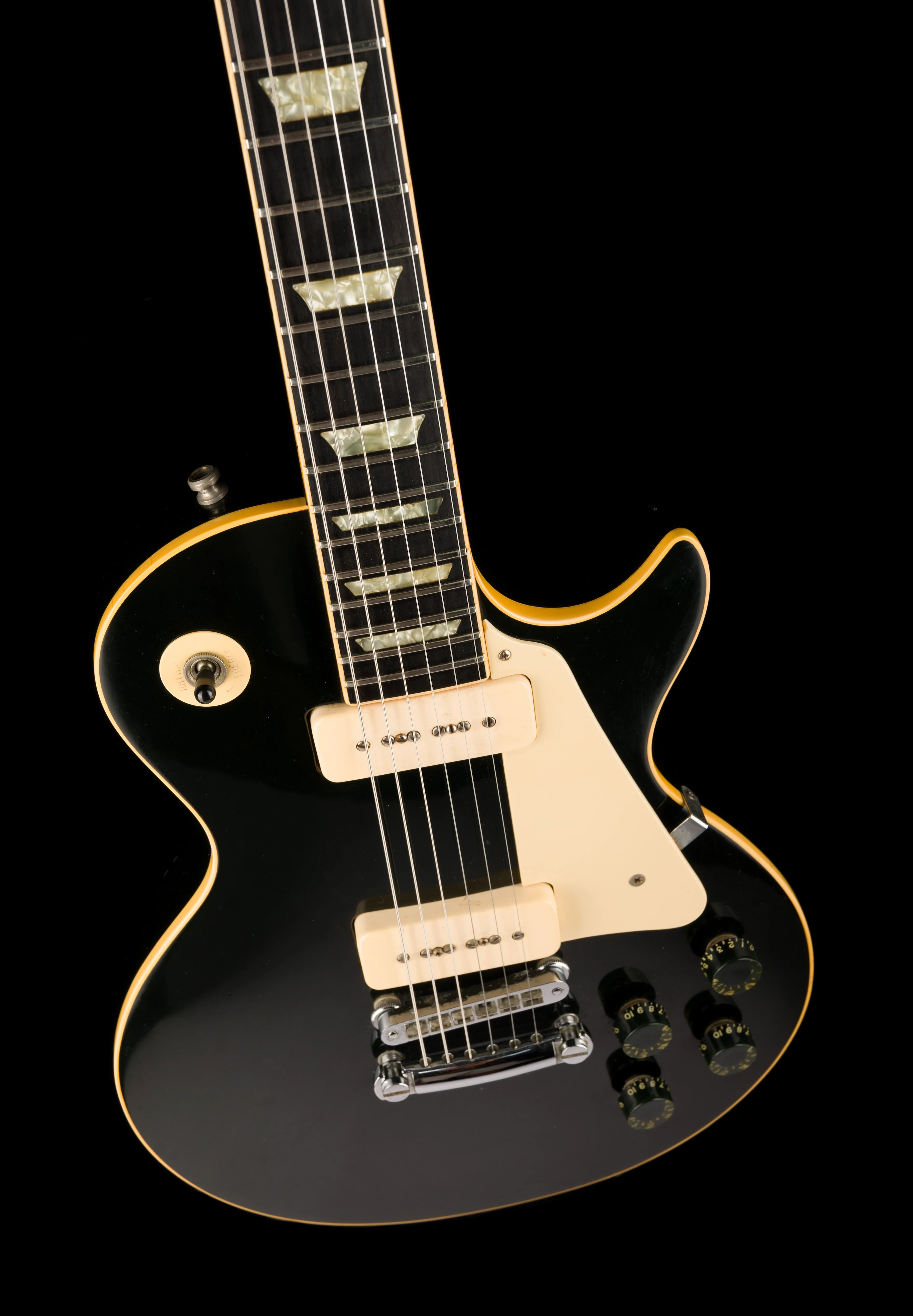 Pre Owned 1976 Gibson Les Paul Pro Deluxe Black With OHSC - Image 4