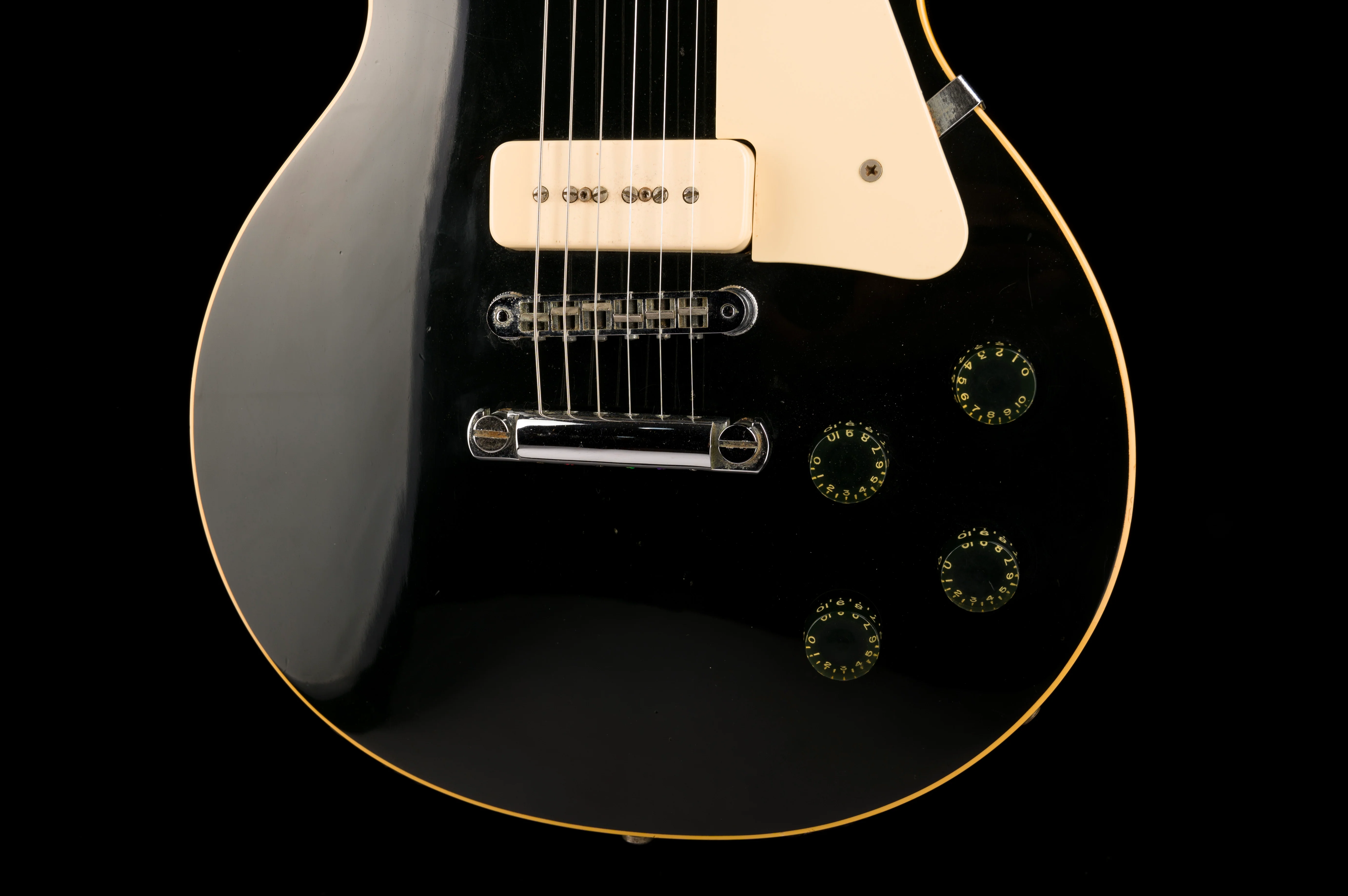 Pre Owned 1976 Gibson Les Paul Pro Deluxe Black With OHSC - Image 5
