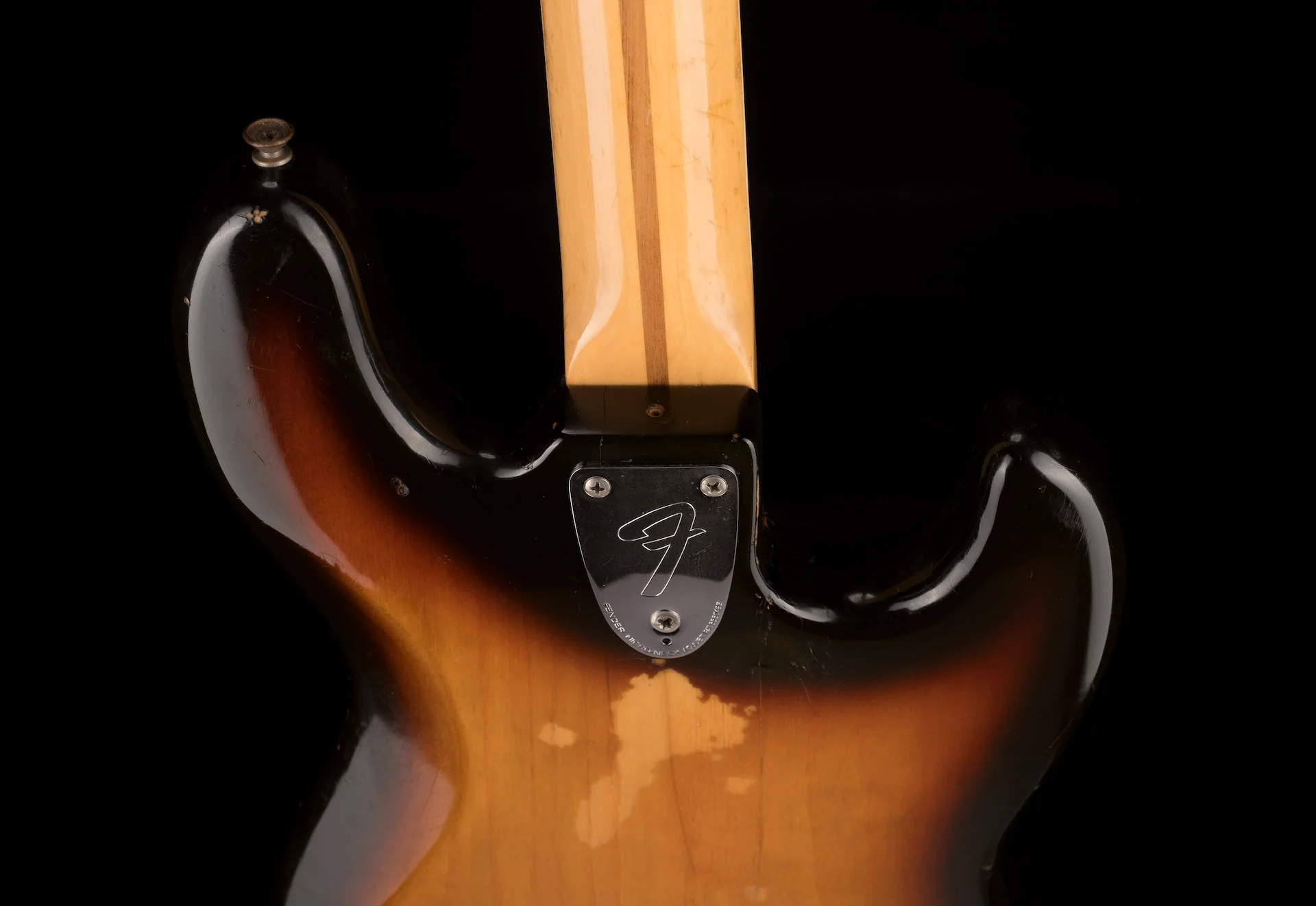 Pre Owned 1978 Fender Left-Handed Jazz Bass Sunburst Maple fretboard With OHSC - Image 16