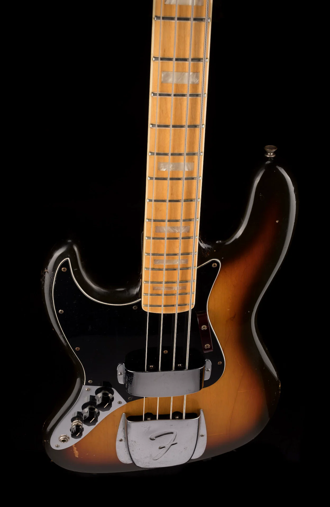 Pre Owned 1978 Fender Left-Handed Jazz Bass Sunburst Maple fretboard With OHSC - Image 4