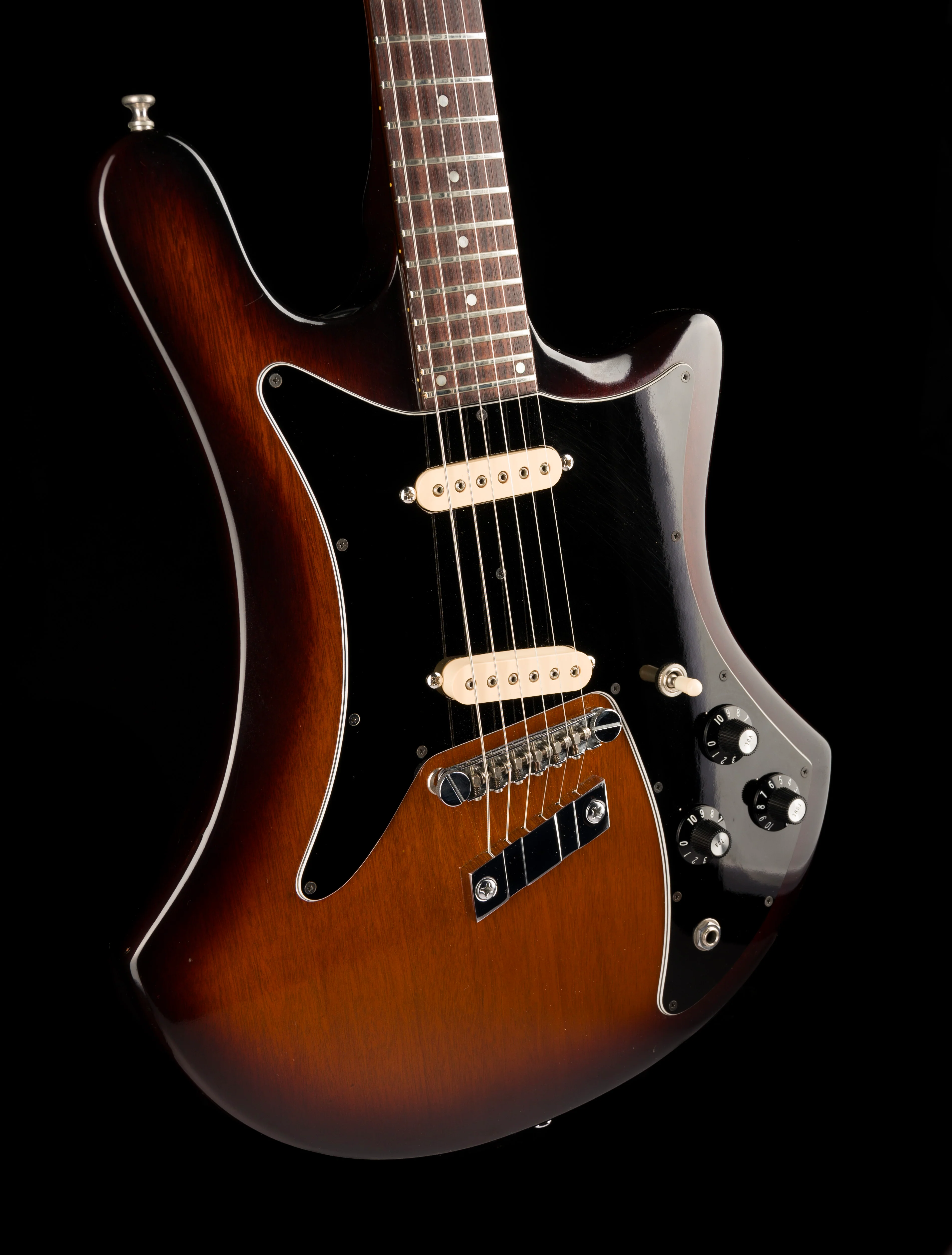 Vintage Guild S60-D Electric Guitar Sunburst With Hard Case - Image 10