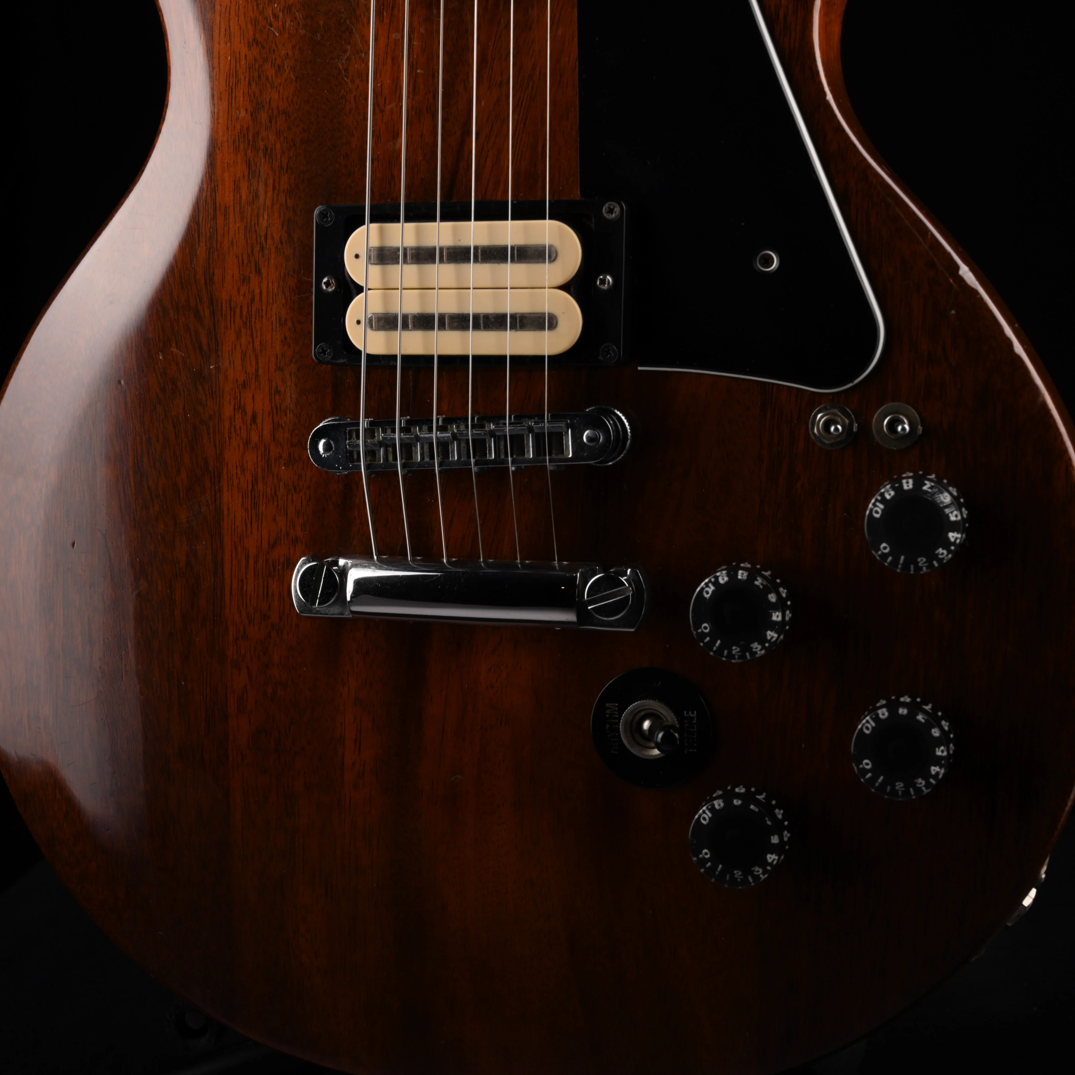 Vintage 1981 Gibson "The Paul" Deluxe Mahogany Electric Guitar With OHSC - Image 4