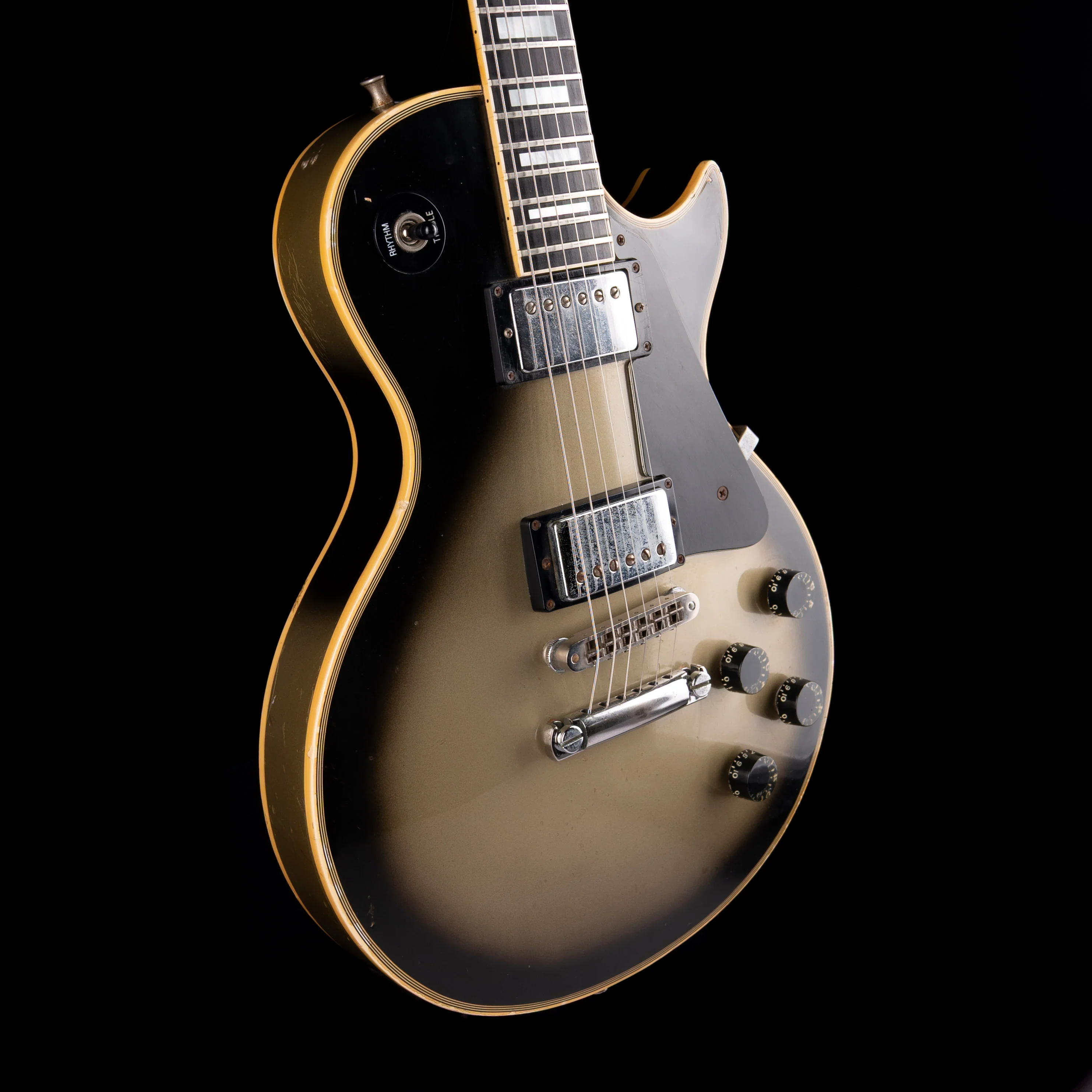 Pre Owned 1981 Gibson Les Paul Custom Silverburst With OHSC - Image 6
