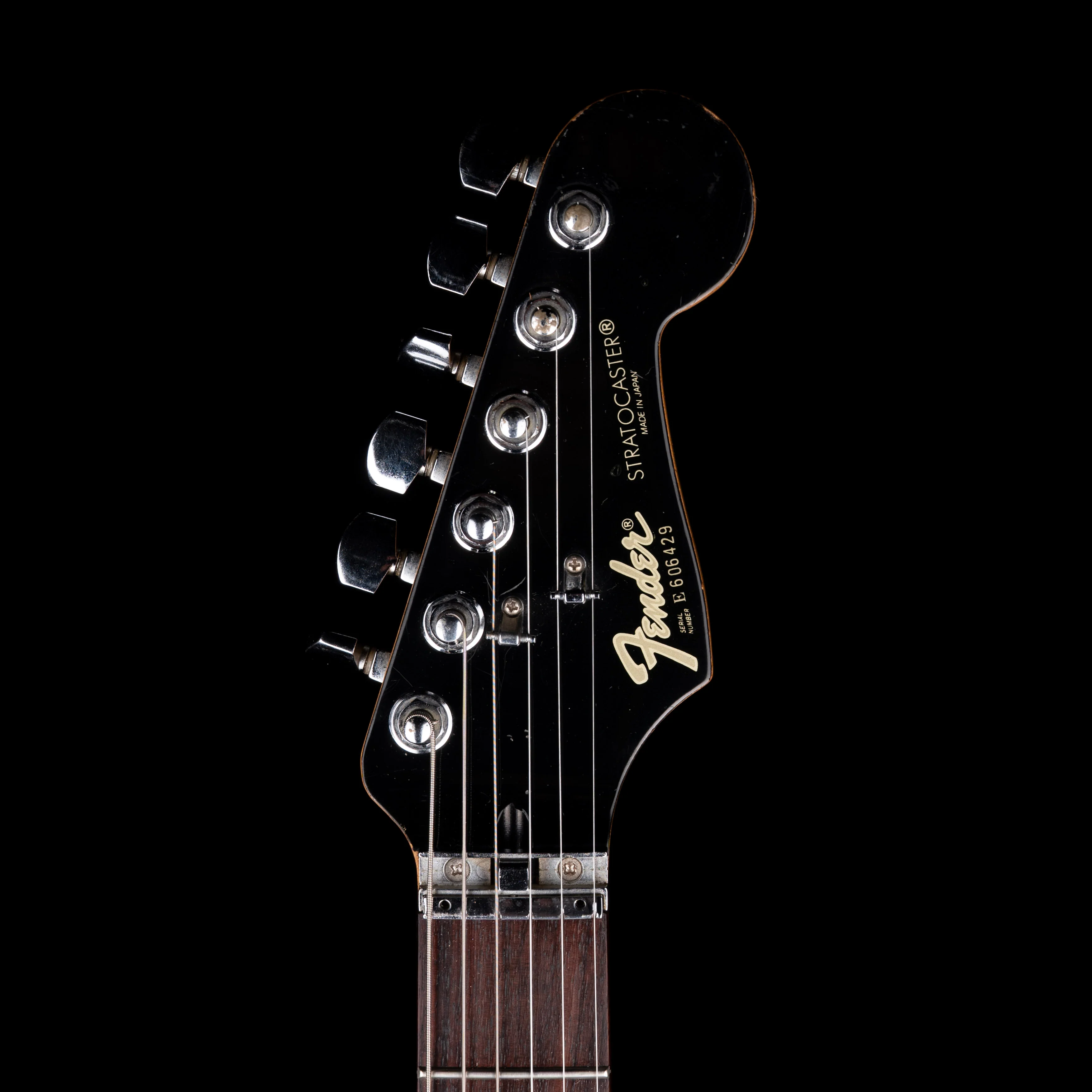 Pre Owned 1986 Fender Made In Japan Contemporary Stratocaster HSS Black With HSC - Image 12