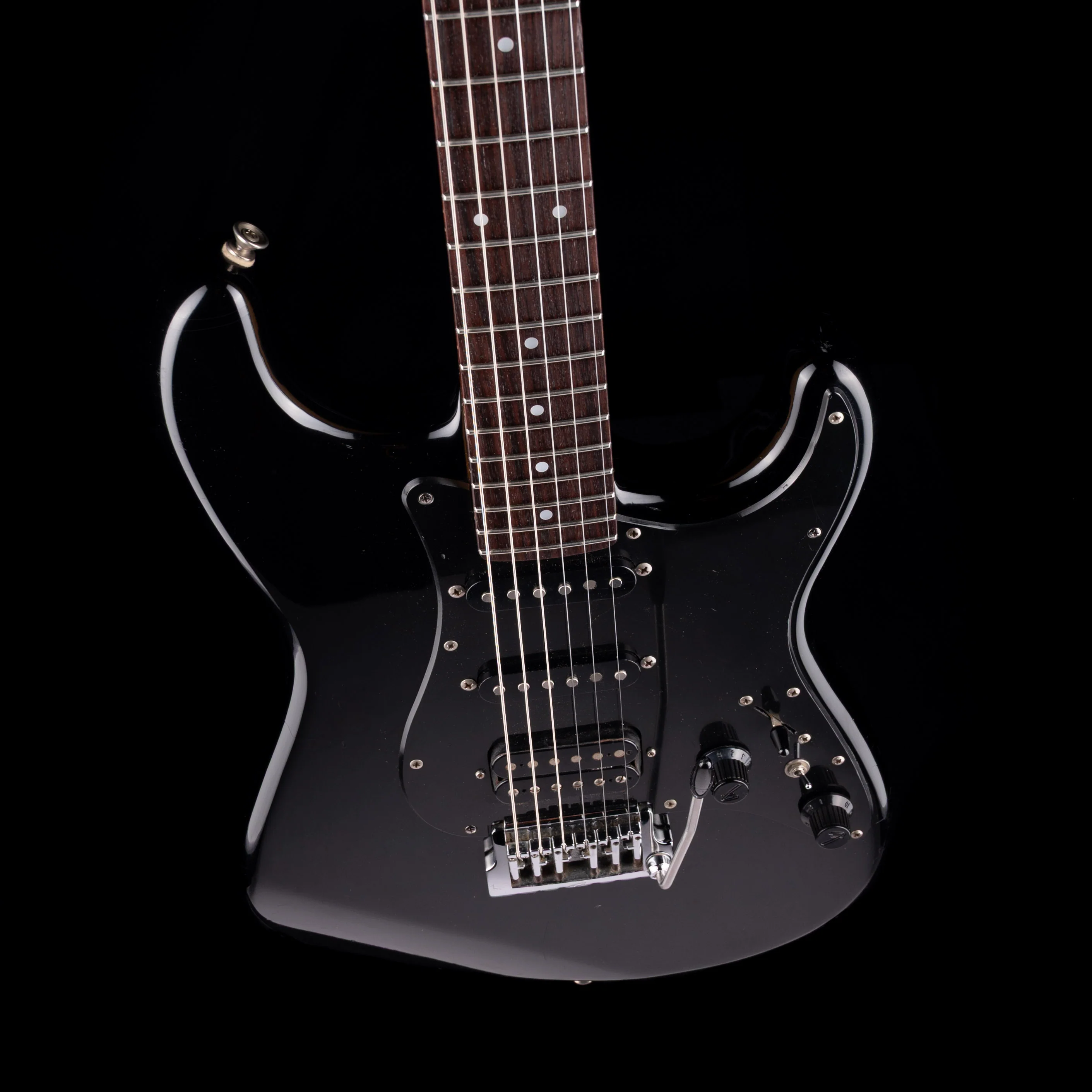 Pre Owned 1986 Fender Made In Japan Contemporary Stratocaster HSS Black With HSC - Image 3