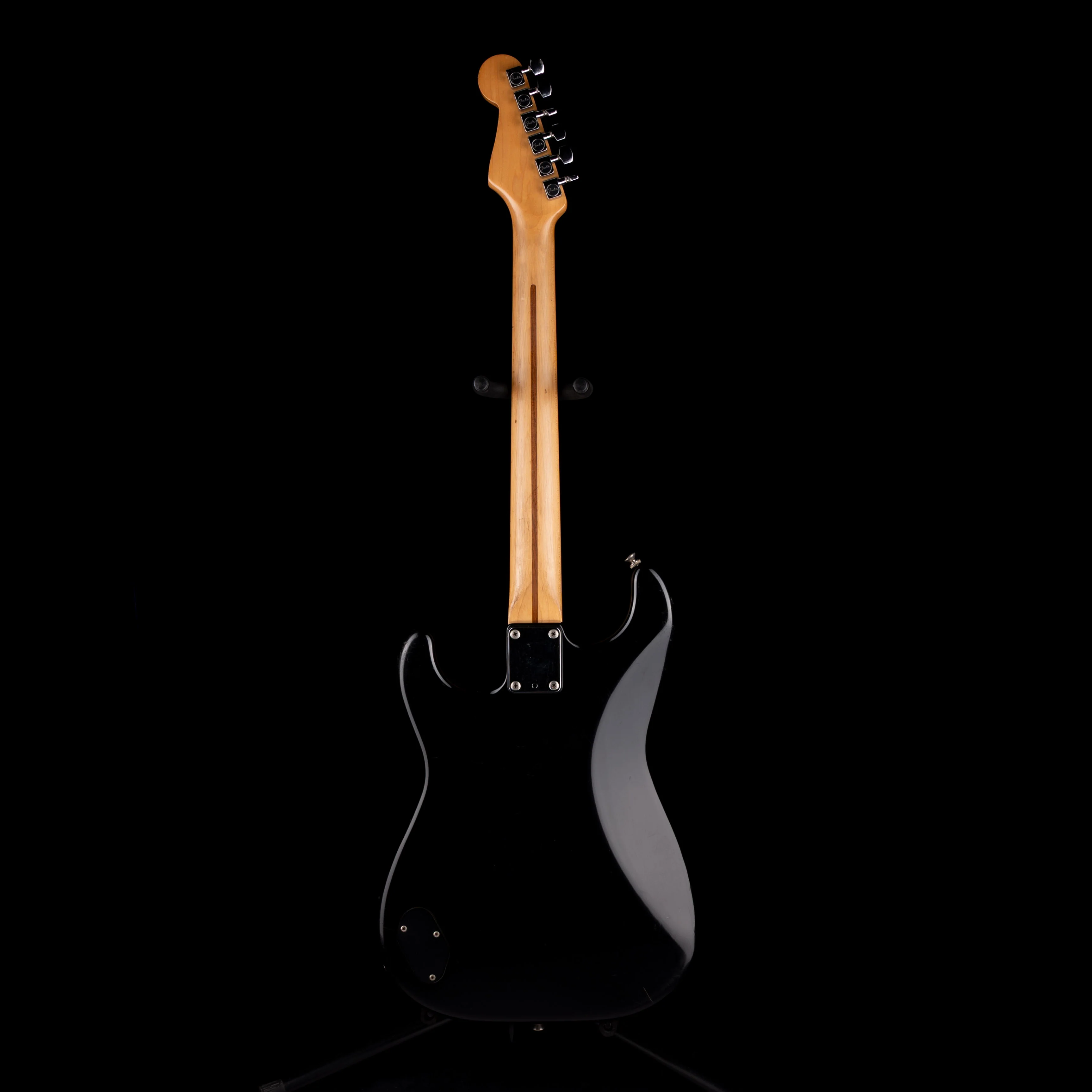Pre Owned 1986 Fender Made In Japan Contemporary Stratocaster HSS Black With HSC - Image 9