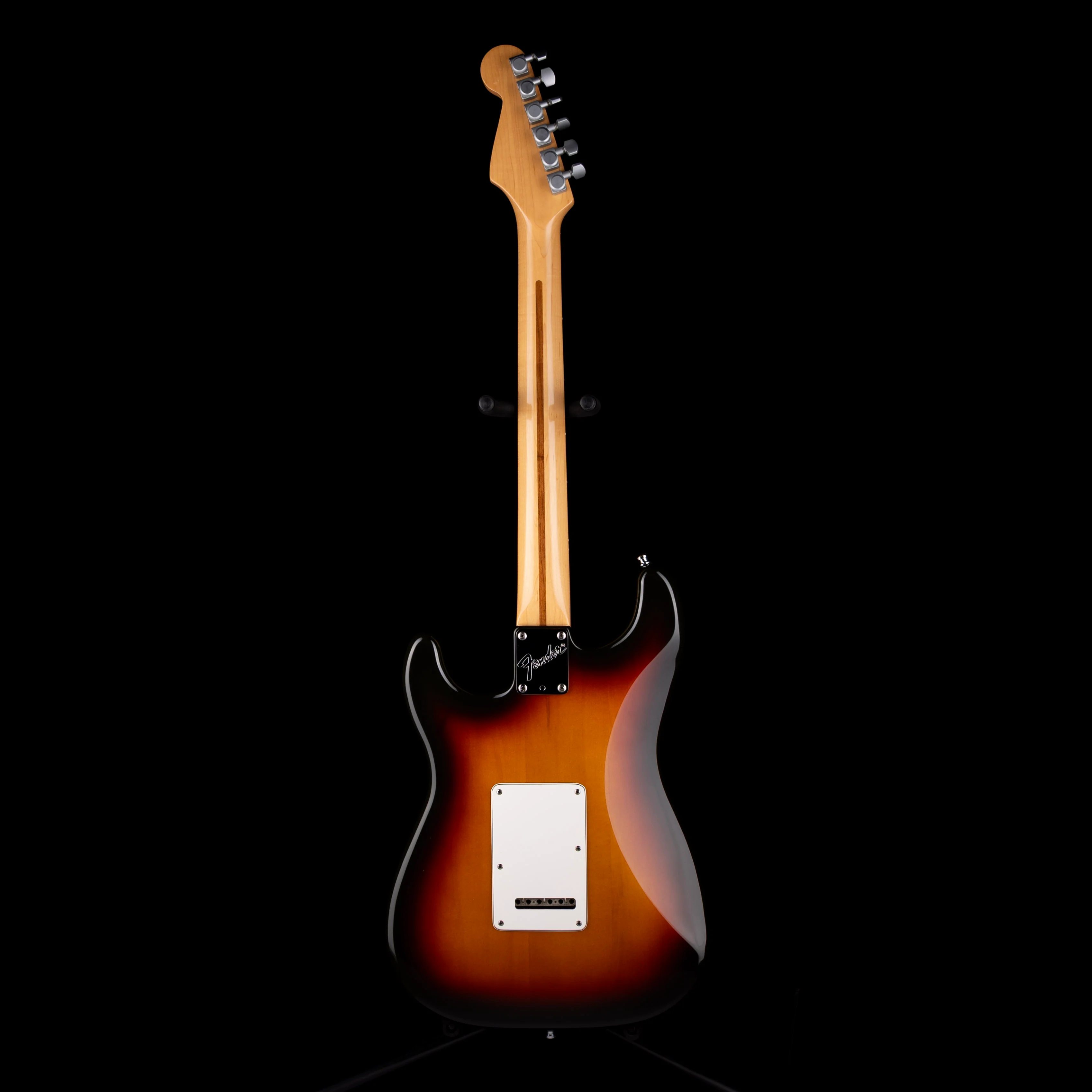 Pre Owned 1987 Fender Strat Plus Sunburst Electric Guitar With HSC - Image 10