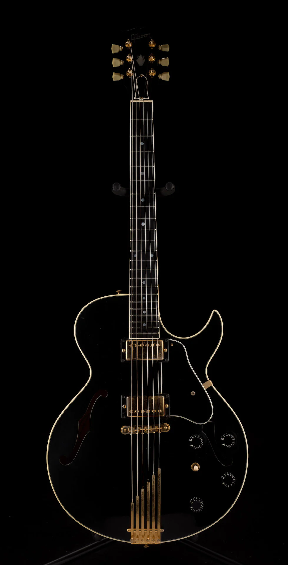 Pre Owned 1989 Gibson Howard Roberts Fusion II Black with OHSC - Image 2