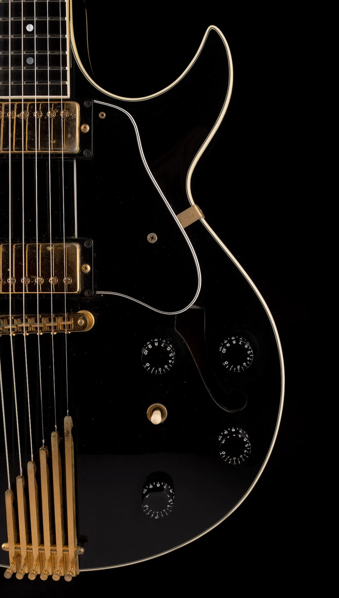 Pre Owned 1989 Gibson Howard Roberts Fusion II Black with OHSC - Image 9
