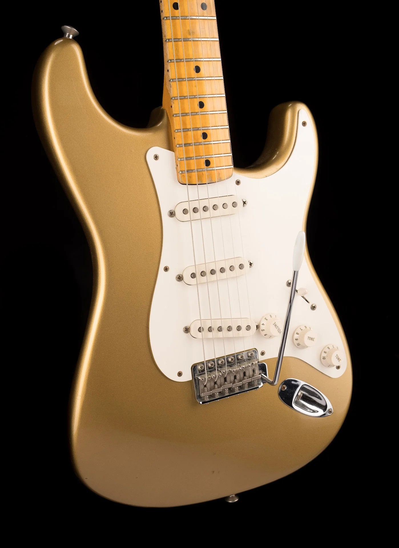 Pre Owned 1990s Fender Made In Japan VJ ST-57 Strat Gold With Gig Bag - Image 10