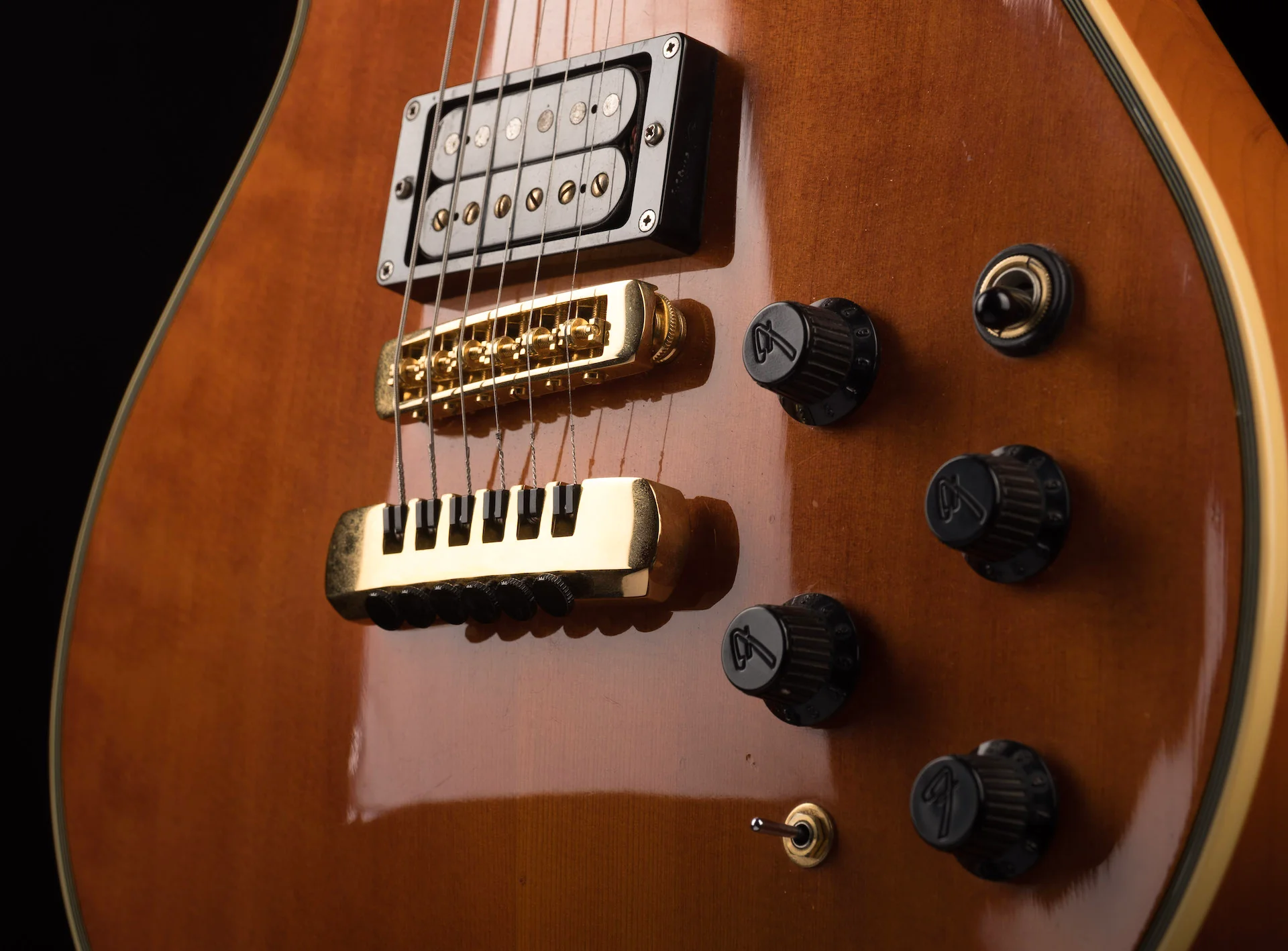 Pre Owned 1993 Fender ES-RF Robben Ford Esprit Natural Amber with Case - Image 7