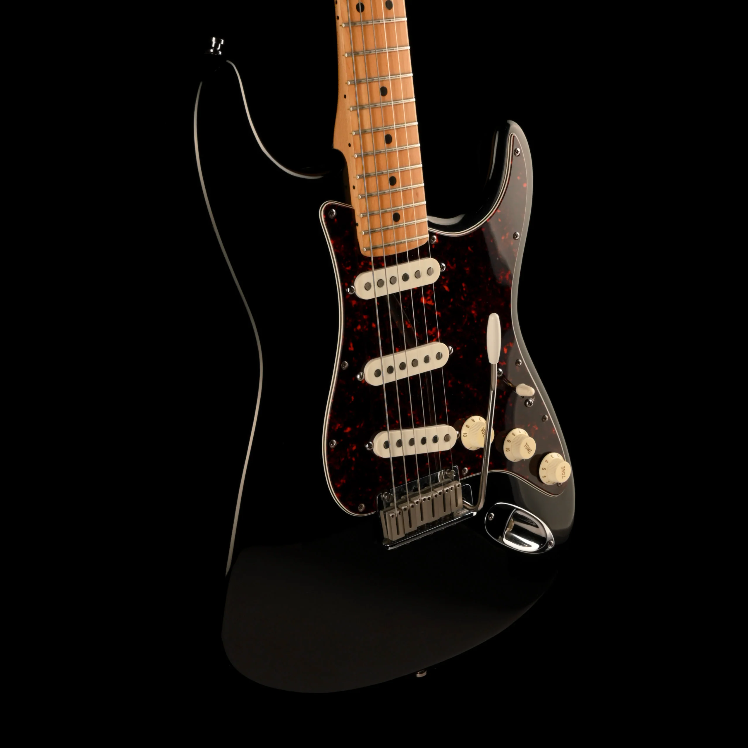 Pre Owned 1994 Fender 40th Anniversary American Standard Strat Black with OHSC - Image 7