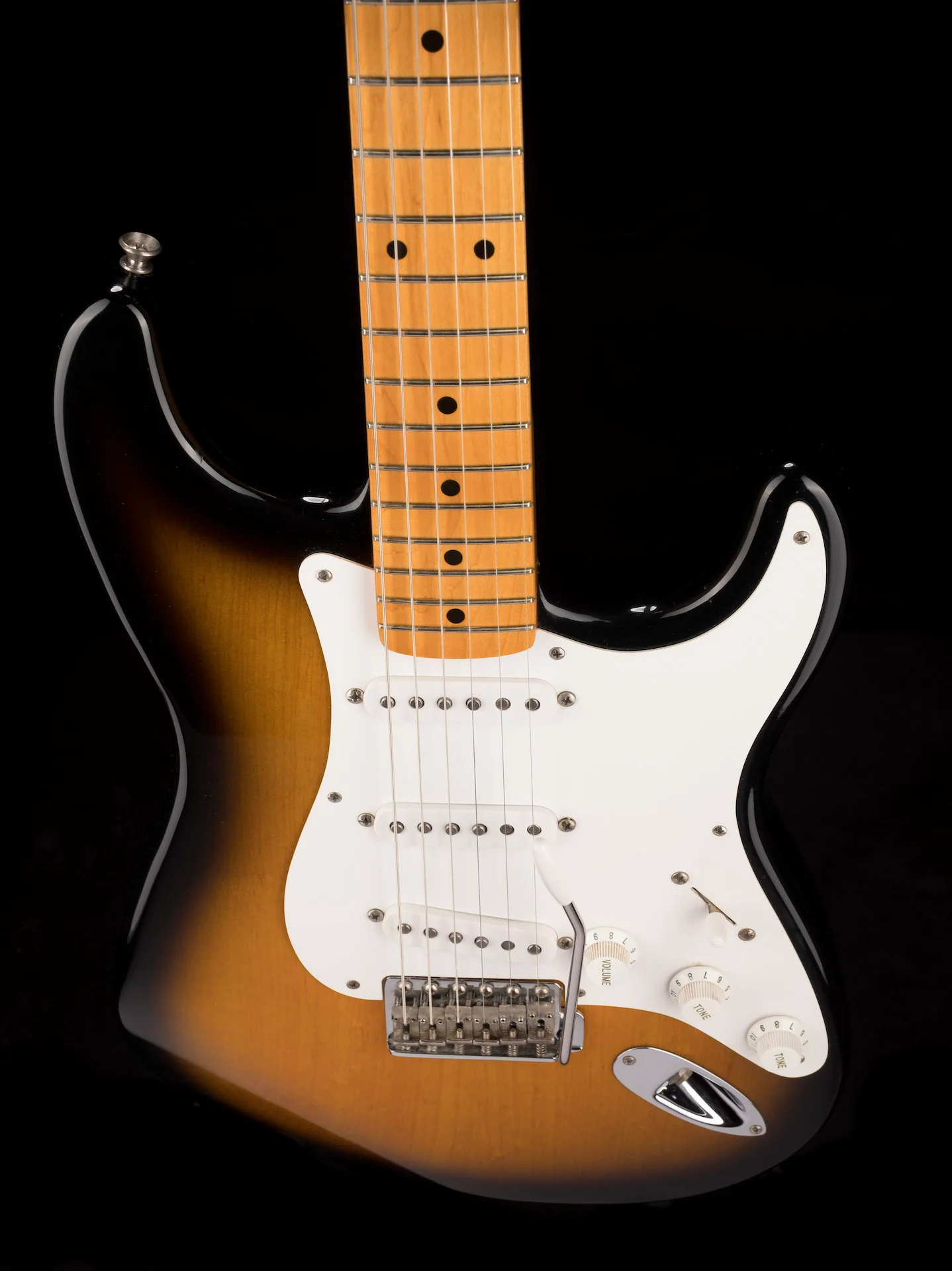 Pre Owned 1994 Fender Limited Edition 40th Anniversary '54 Stratocaster With Case - Image 4
