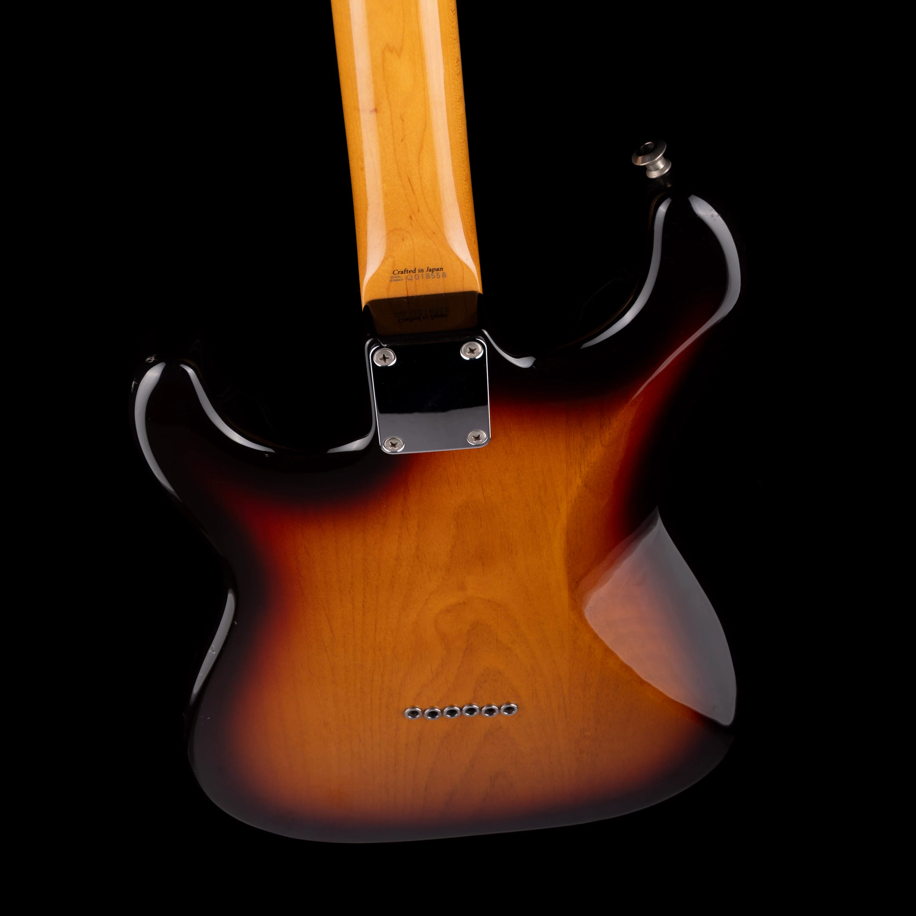 Pre Owned 1994 Fender Made in Japan Stratocaster XII 3-Color Sunburst 12-String Electric With Gig Bag - Image 11