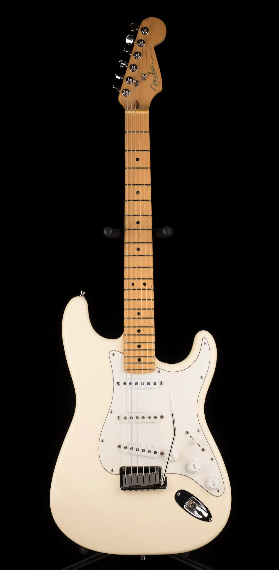 Pre Owned 1995 Fender Stratocaster American Standard Vintage White - MN N538957 - Image 2